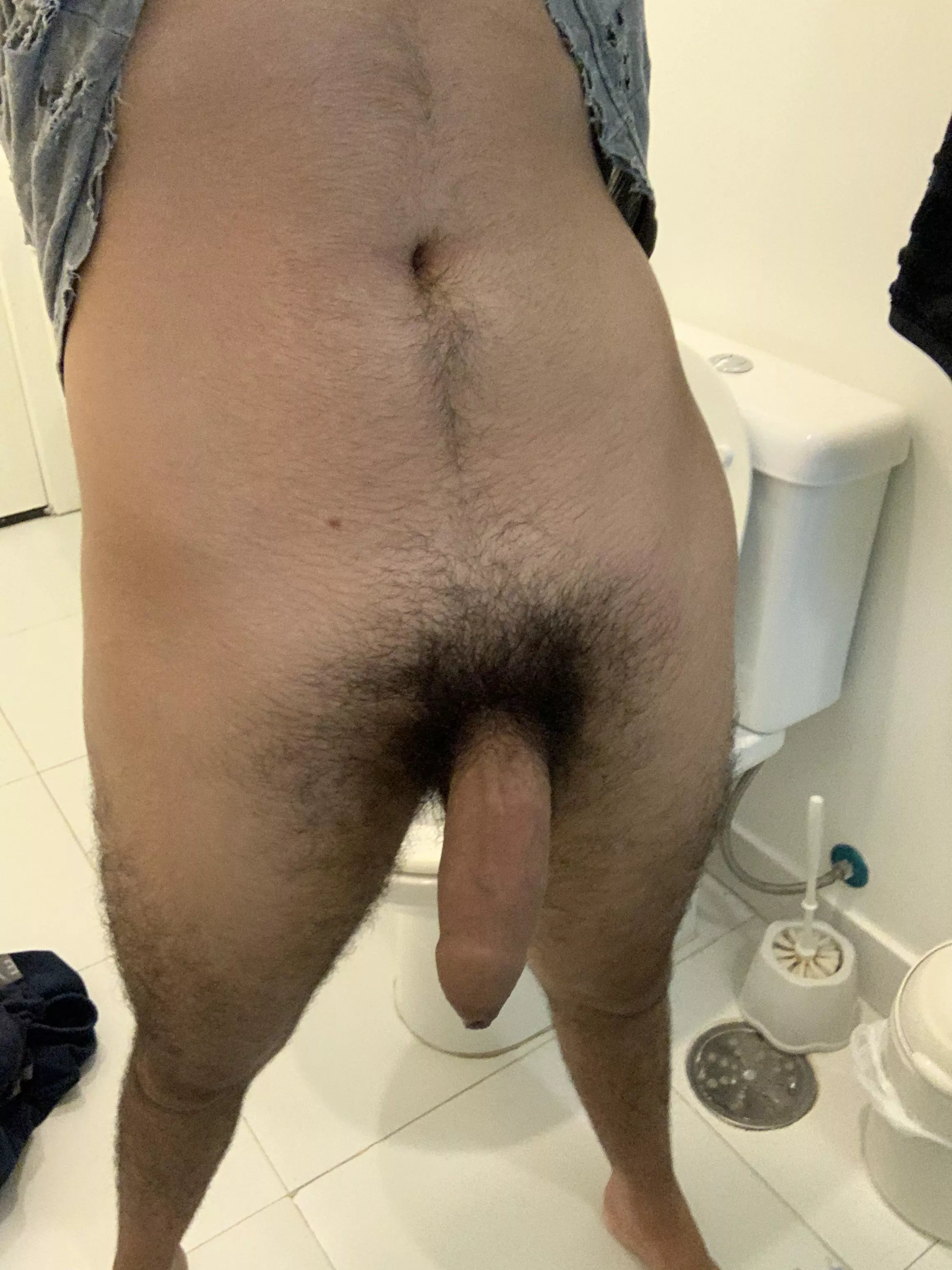 Are u into hairy cocks? posted by americanboy1730