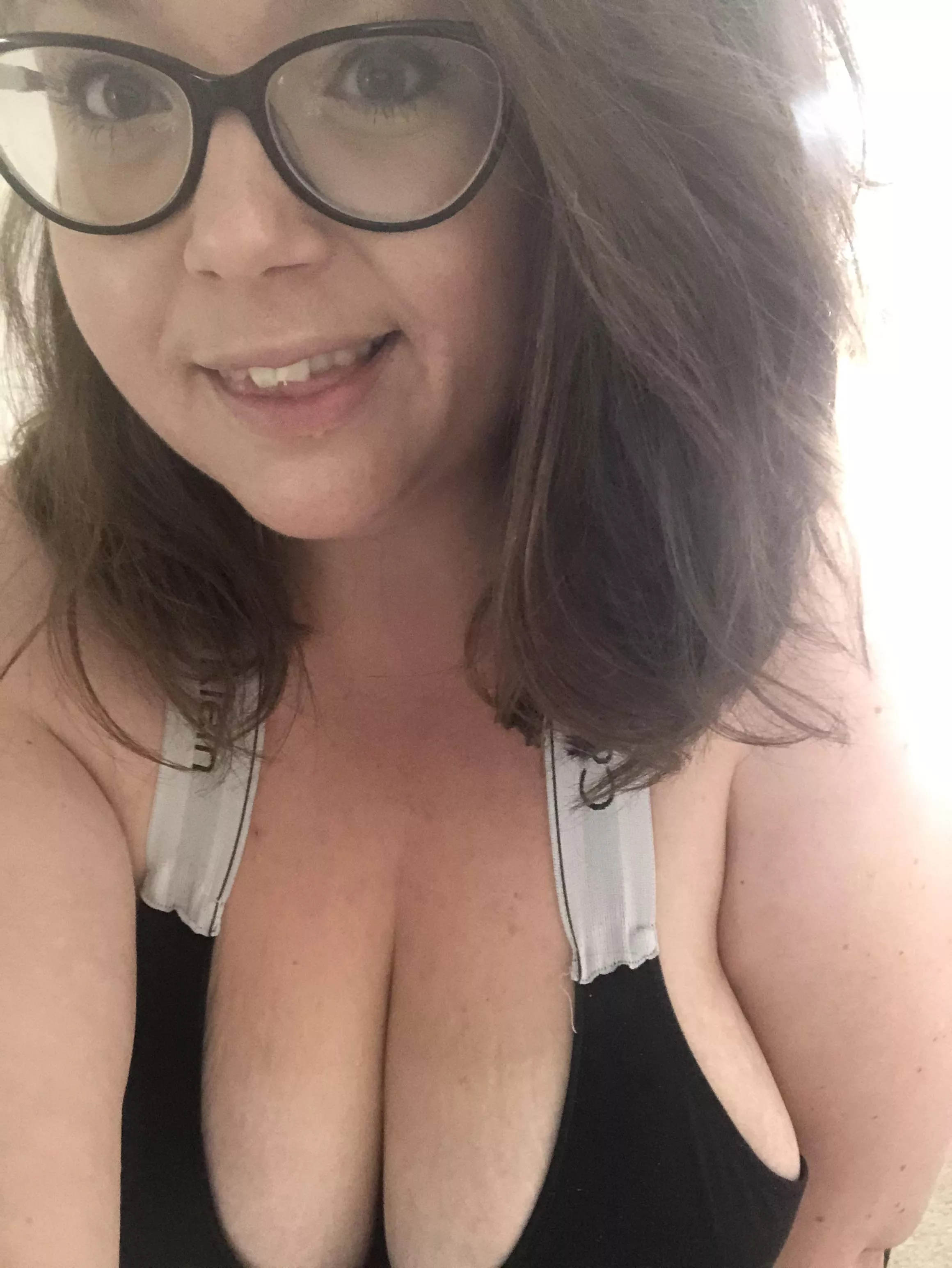 Are you a fan of this much cleavage ? posted by Moocakeslice