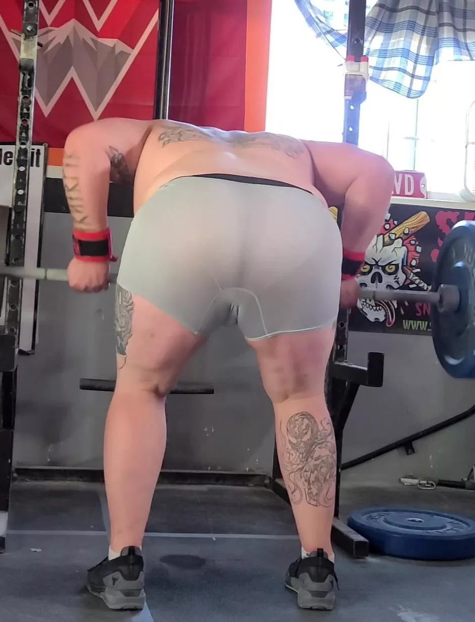 Are you into thick strong guys? Do you like lewd and nude weightlifting?! posted by CoStrongman