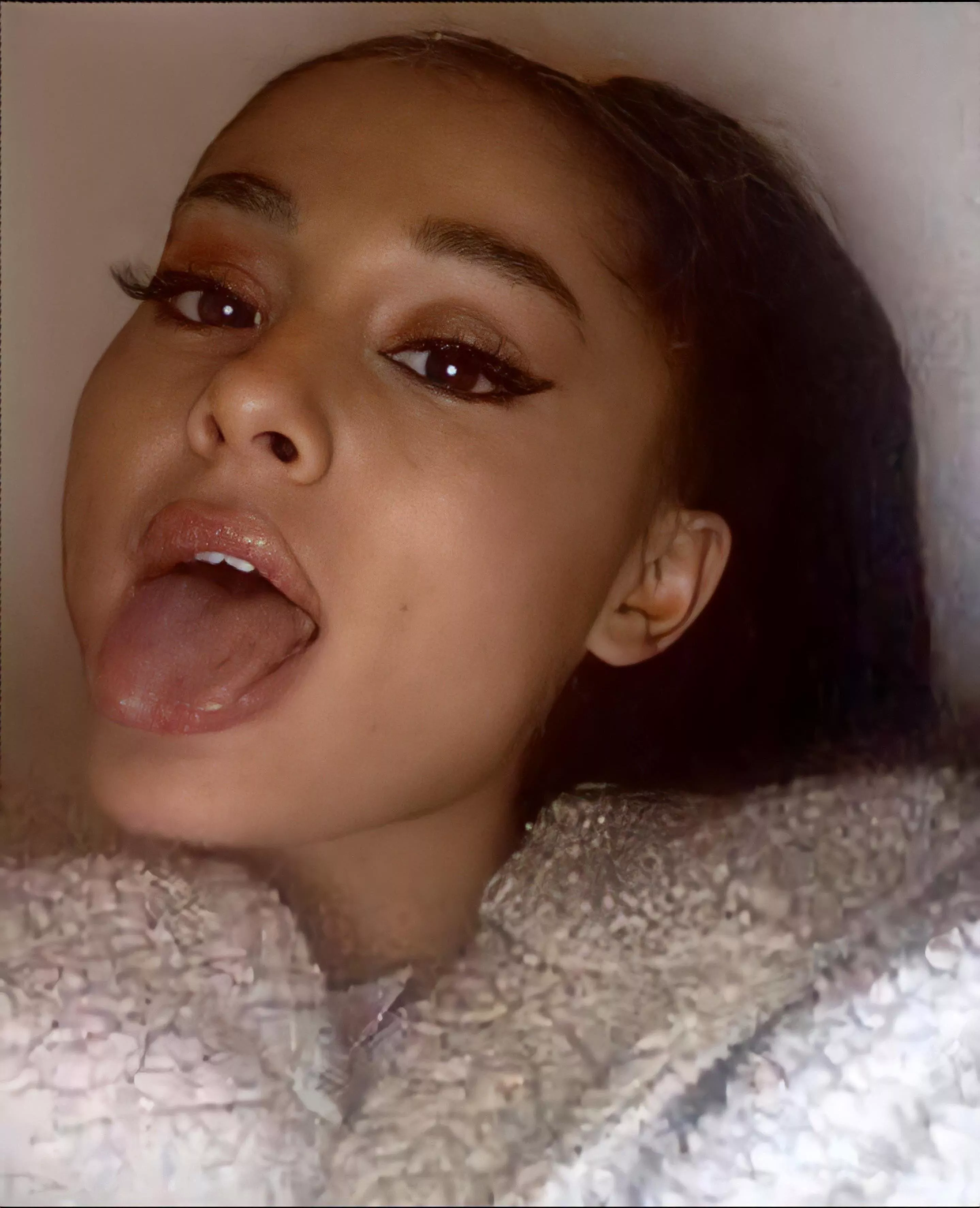 Ariana Grandeâ€™s mouth looks so inviting posted by iluvbaddlatinas