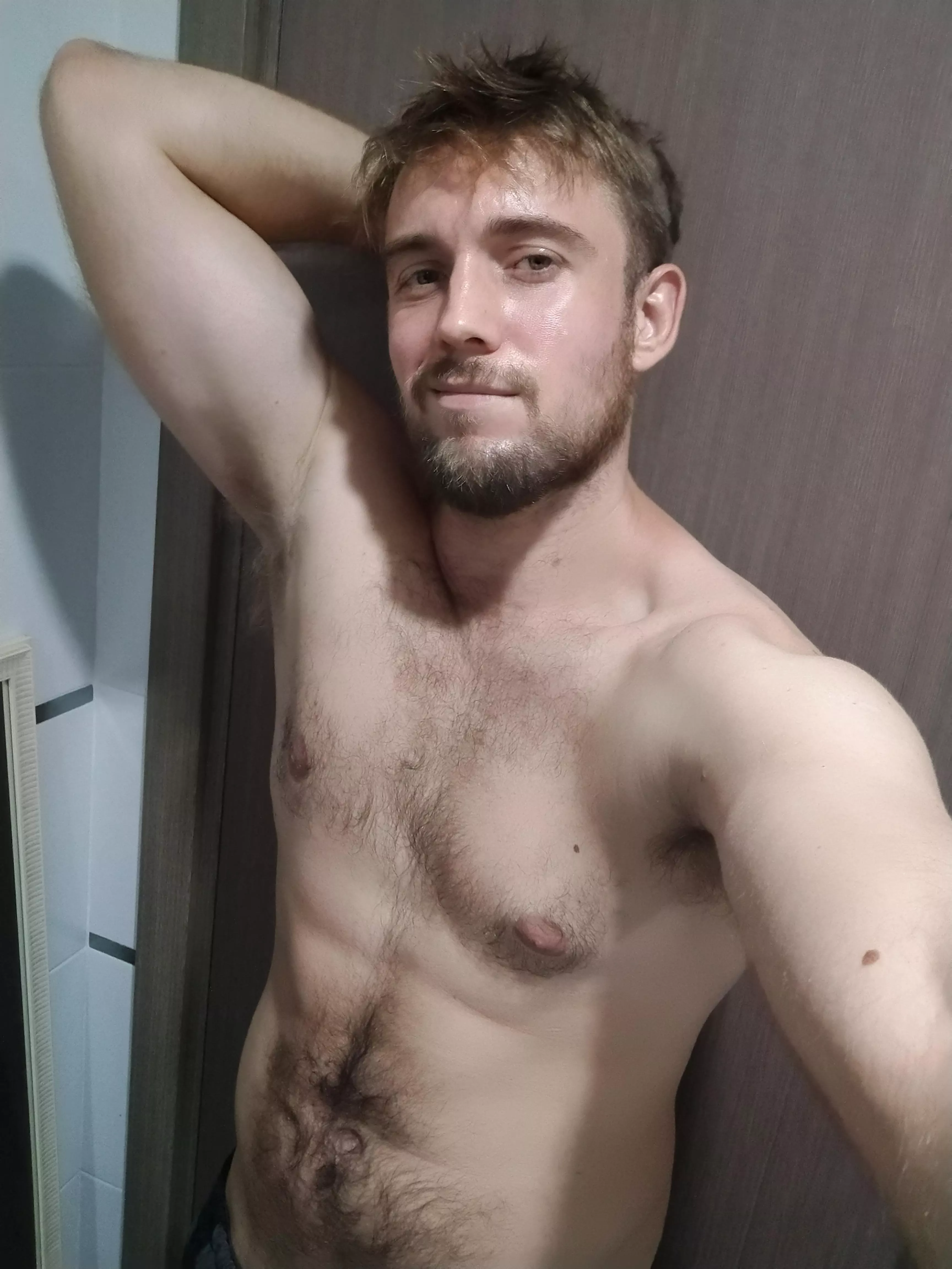 🤗 armpit lovers here ? posted by BenUKfriendly