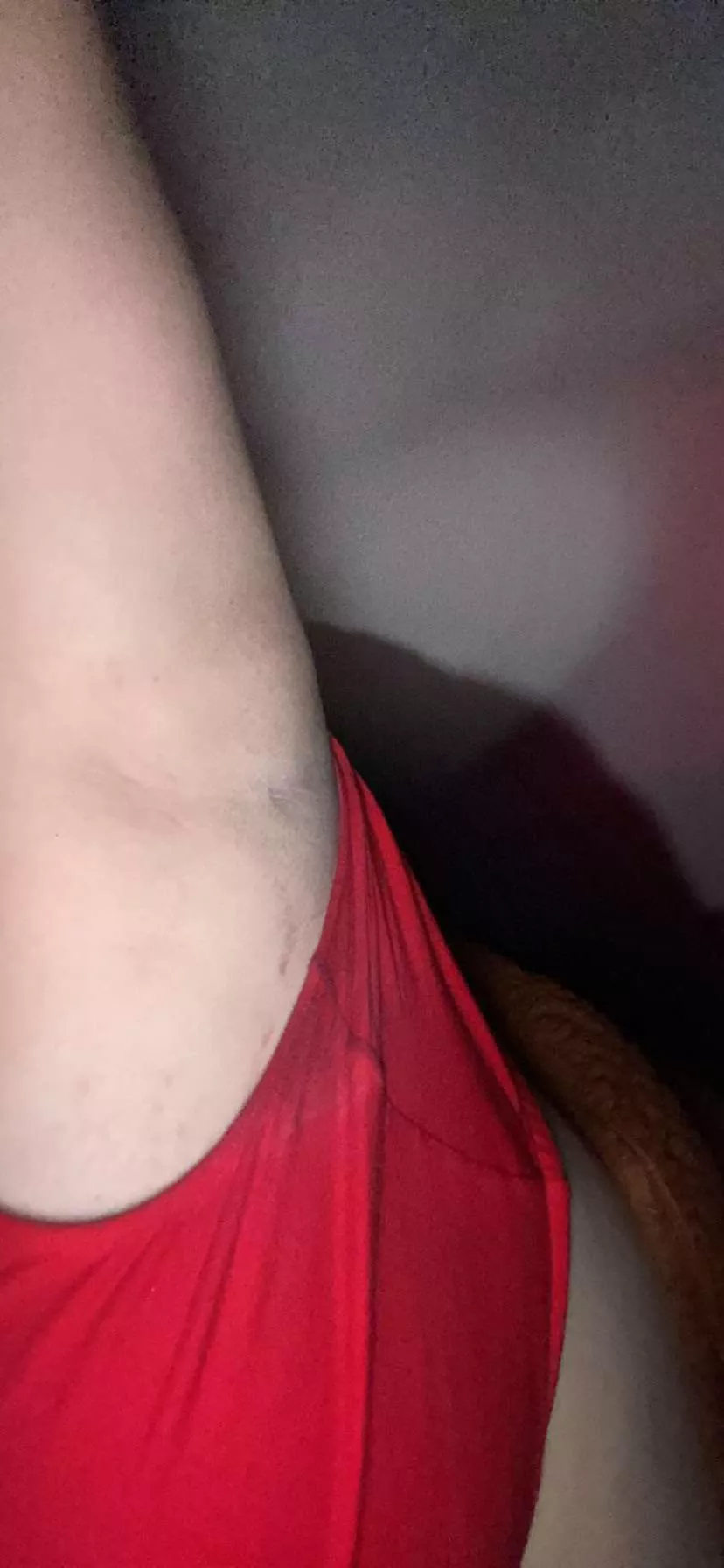 Armpit pic from a girl on snap🤤 look at the sweat of the bra posted by bigboy44532