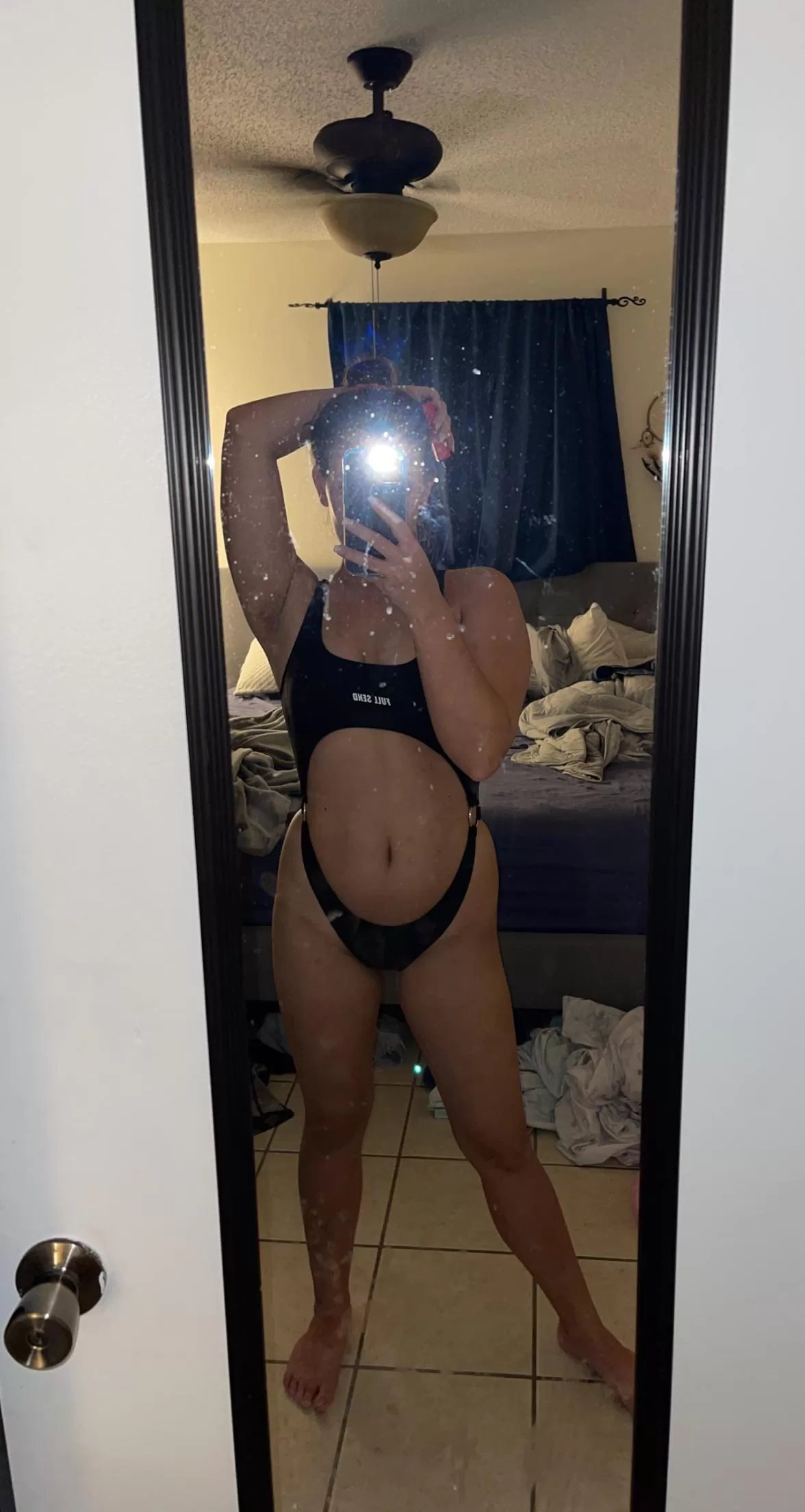 Arrows up if you wanna take this off and fuck me posted by Badbaddie_313