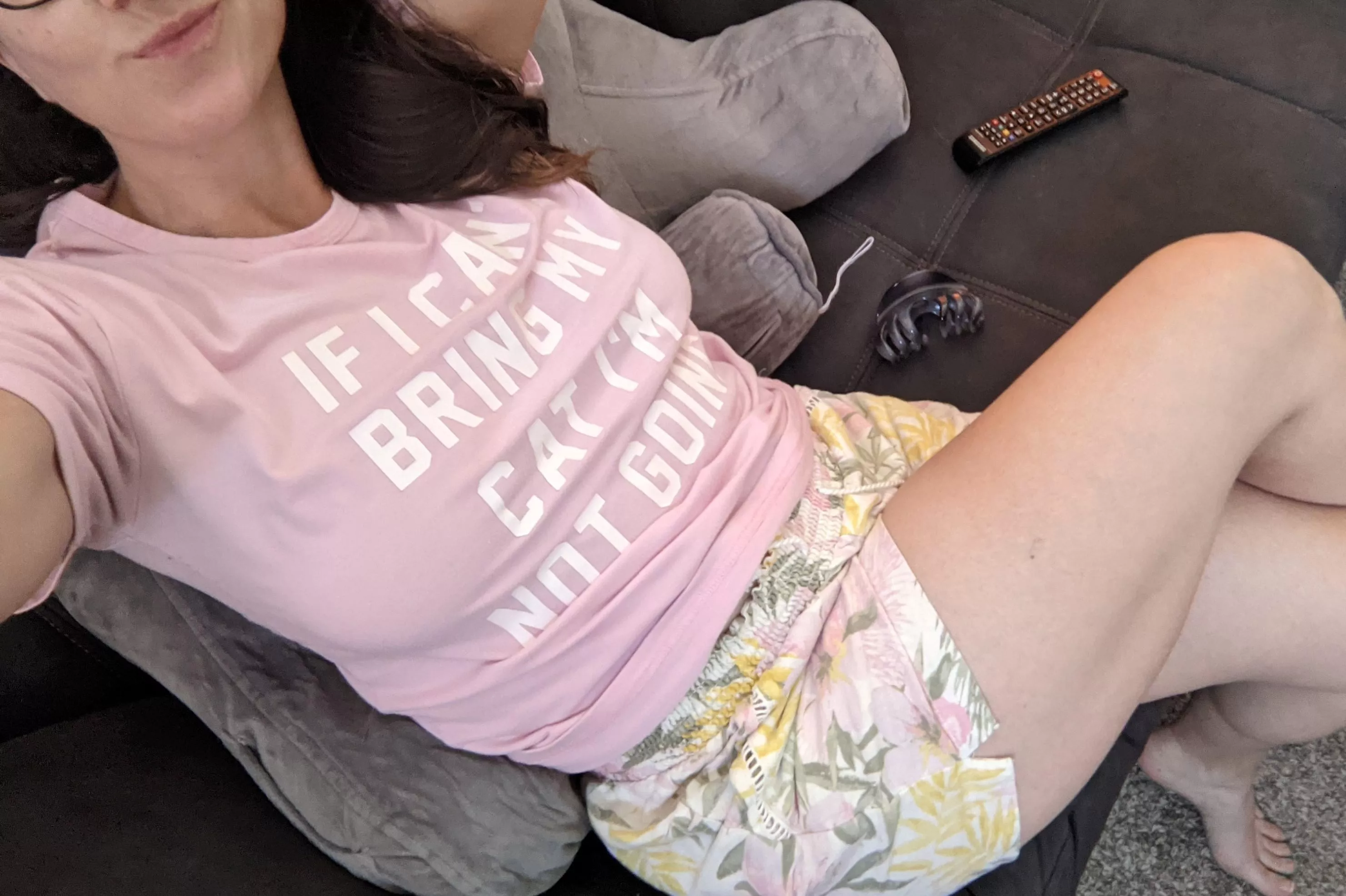 As the snow continues to fall and we catapult into -14 degree weather, I reminisce on braless tees and shorts weather! posted by Im_worth_the_effort