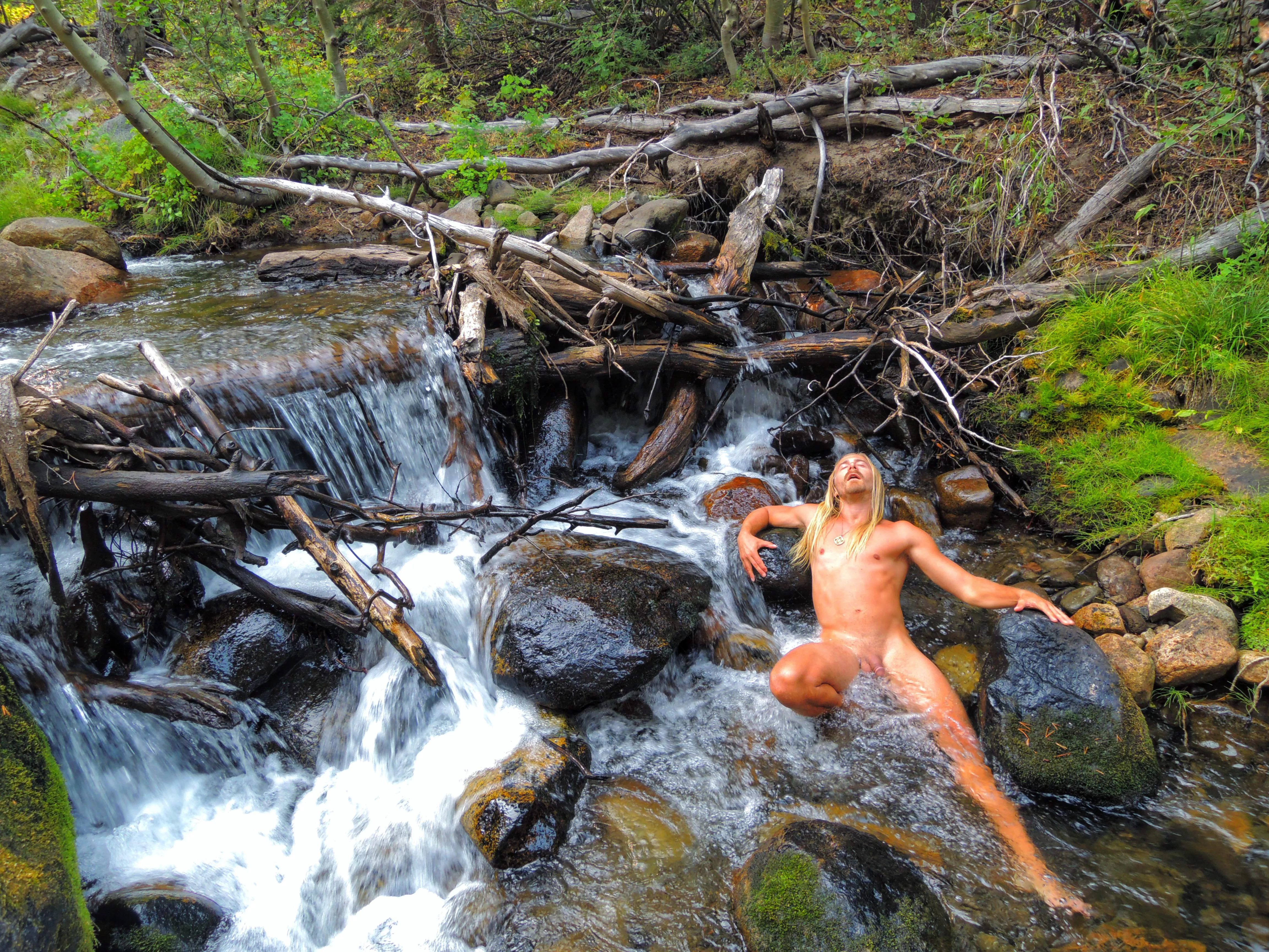 As the water runs over your skin and the energy of the earth through your body, you feel OM (home). ONE. 💚 posted by Goldengod17