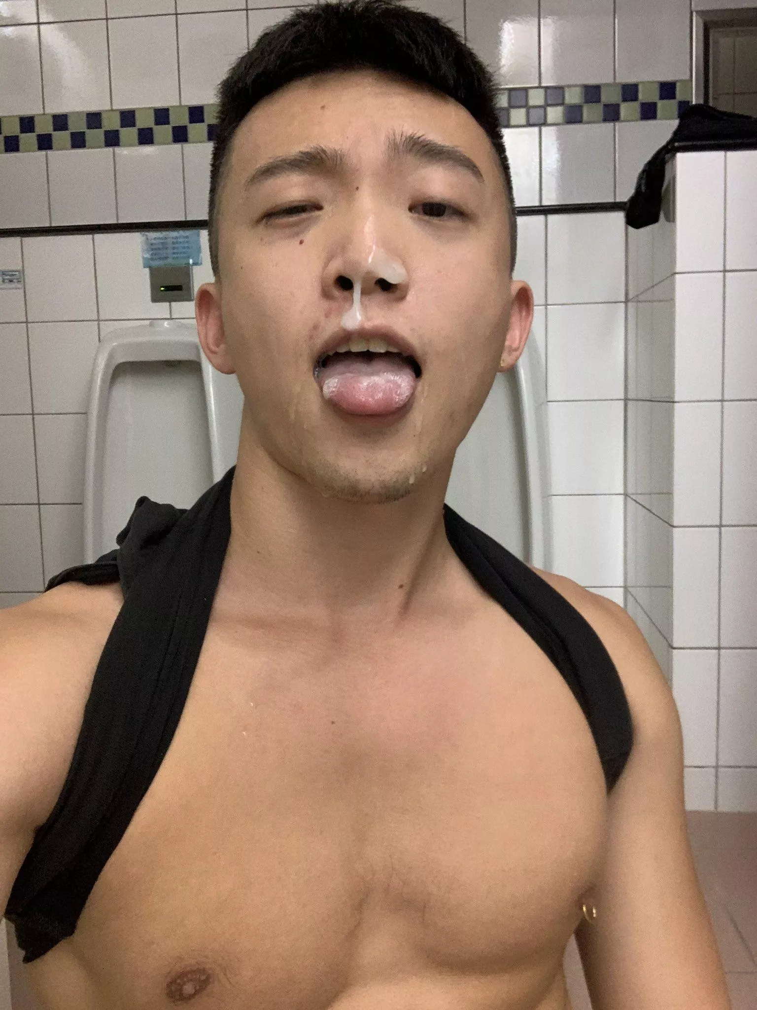 Asian boy Cruising 4 A Facial posted by SpikeNLB