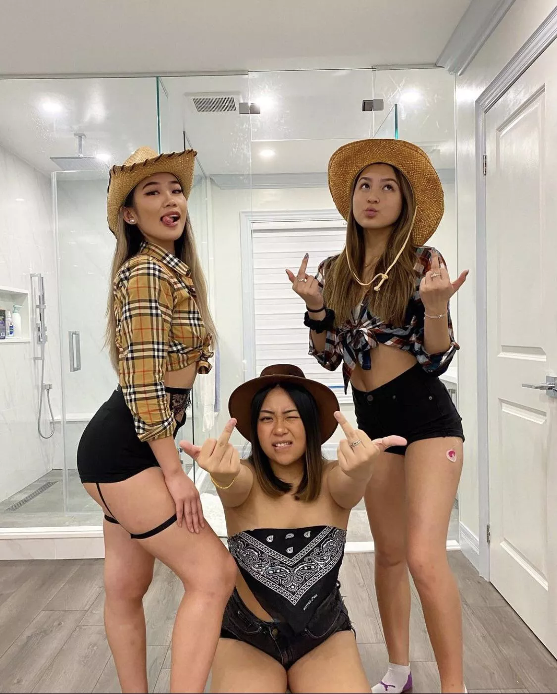 Asian cowgirls posted by GGWfan17