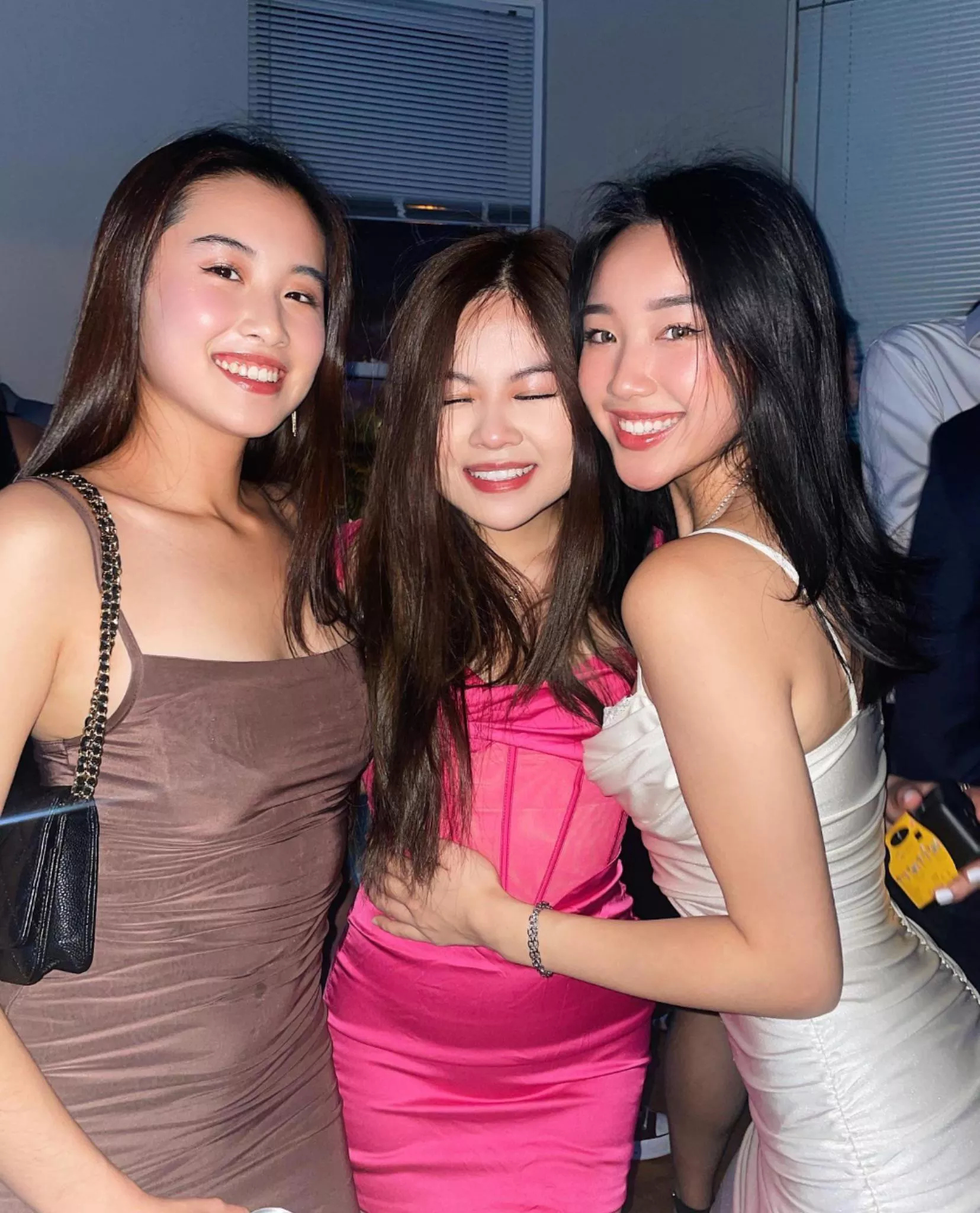 Asian party girls in tight dresses posted by angizni