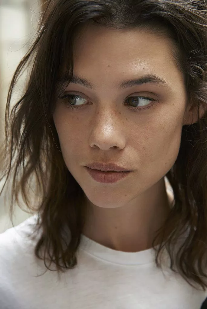 Astrid Berges Frisbey posted by lhwchamp