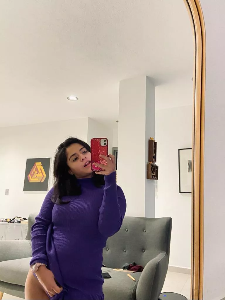 At home after a long day 💜 posted by tottimane