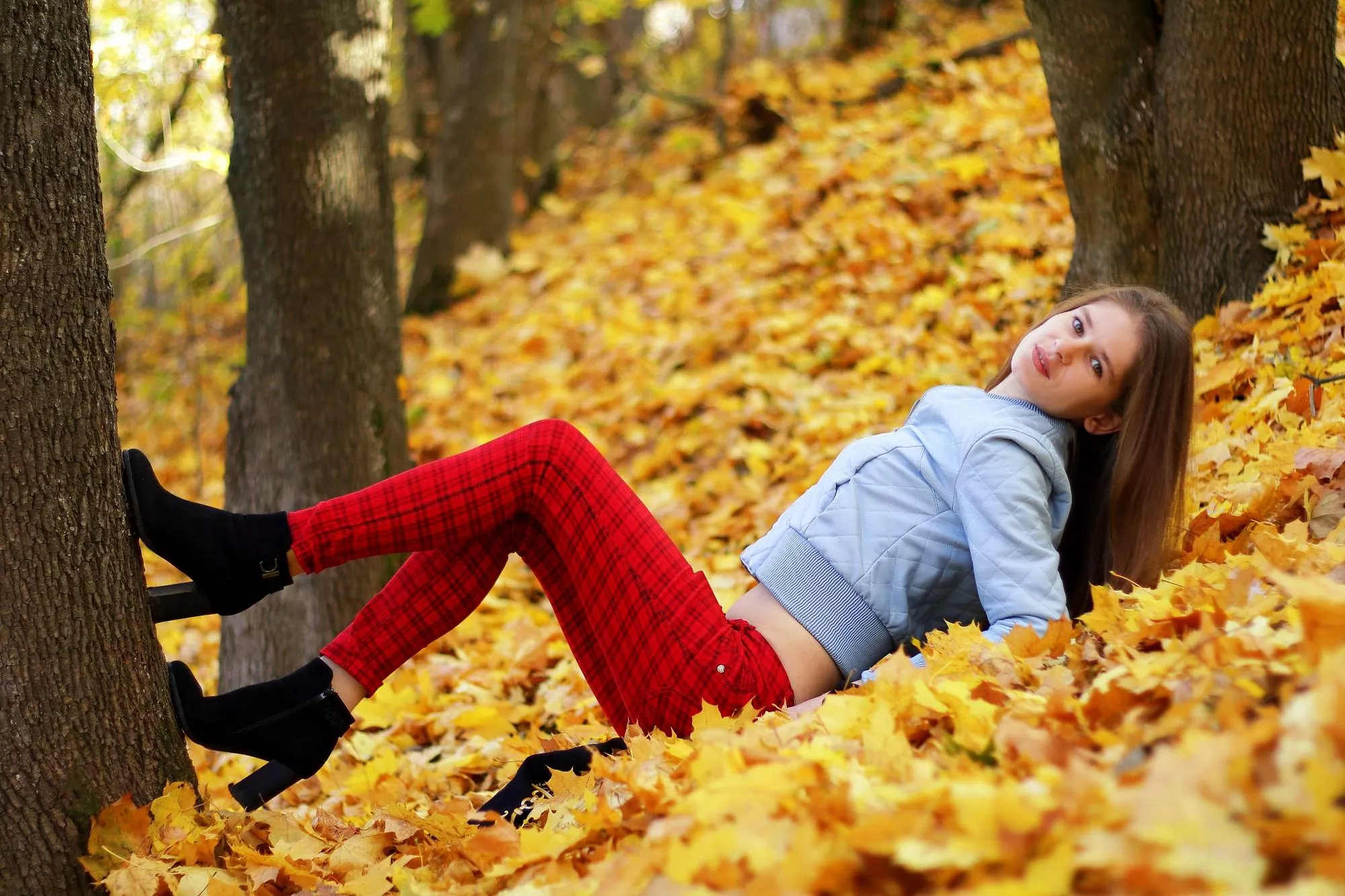 Autumn is here and so is she posted by XLoveCam