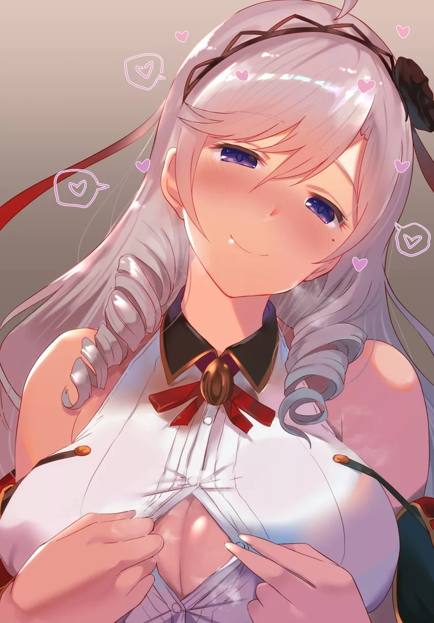 [Azur Lane] Algerie Giving a Tease posted by Written_up_for_125