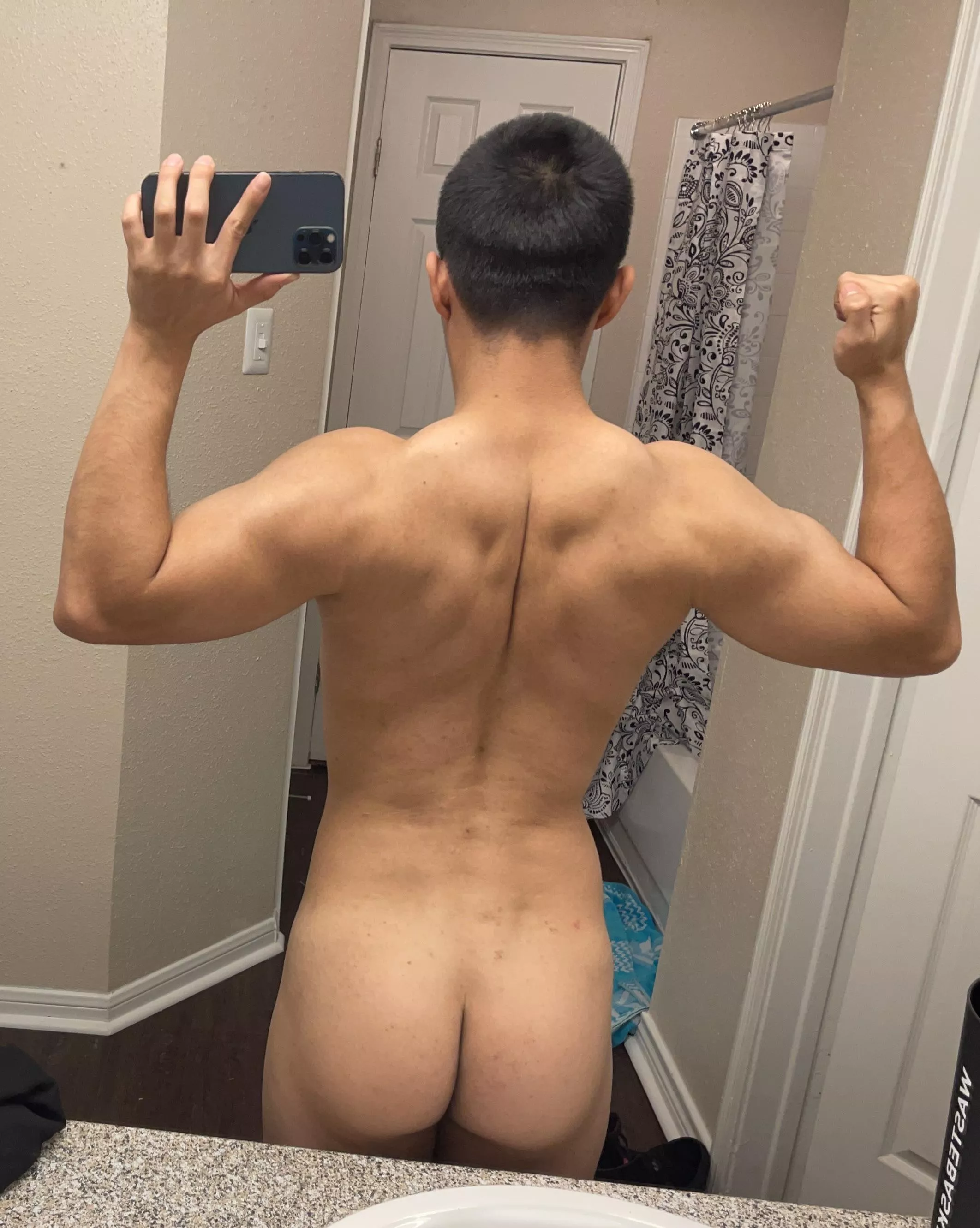 Back day posted by Kchavez230-2ndacct