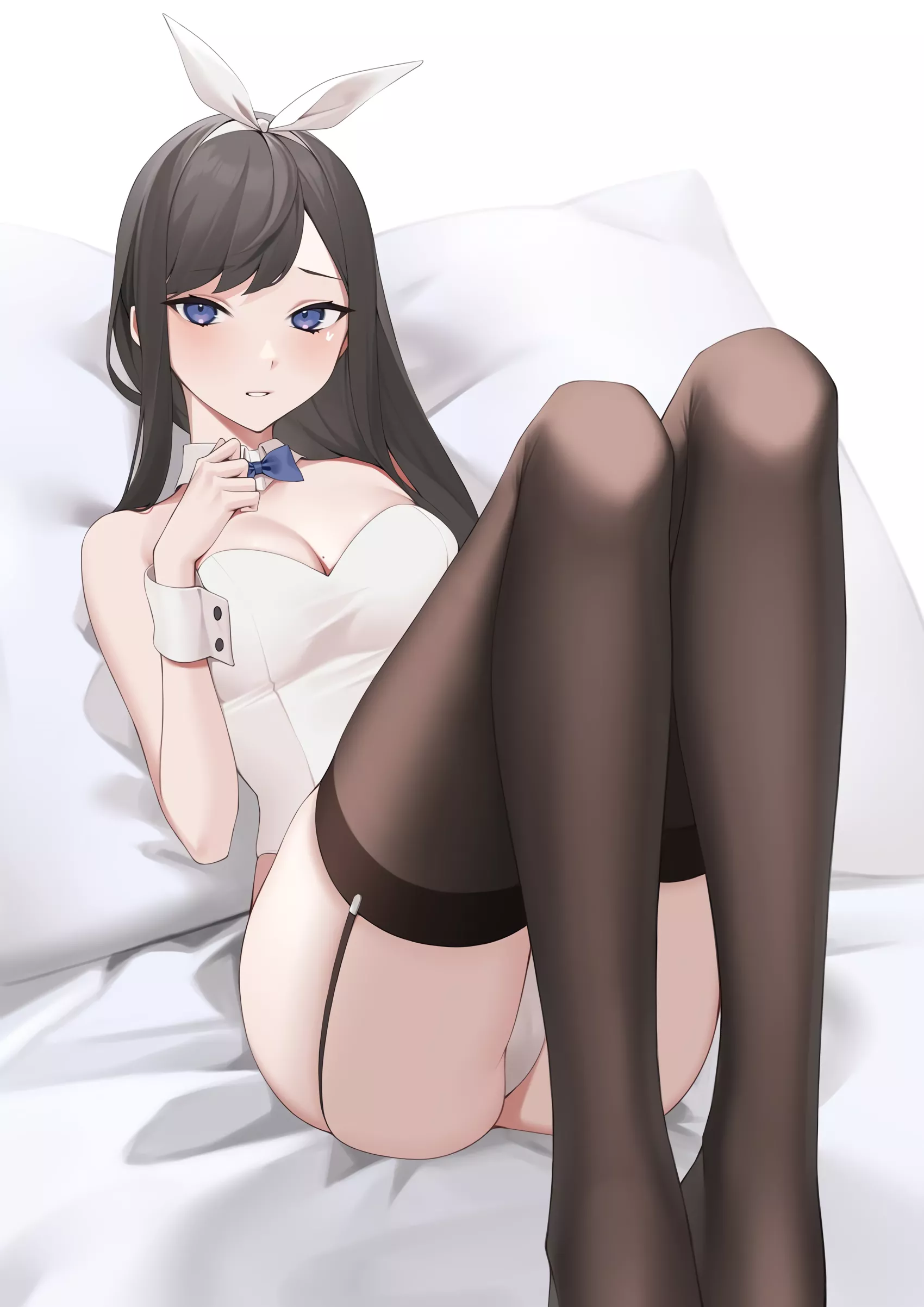 Back on the pillow (kuen) [Original] posted by elegantloveglimmer