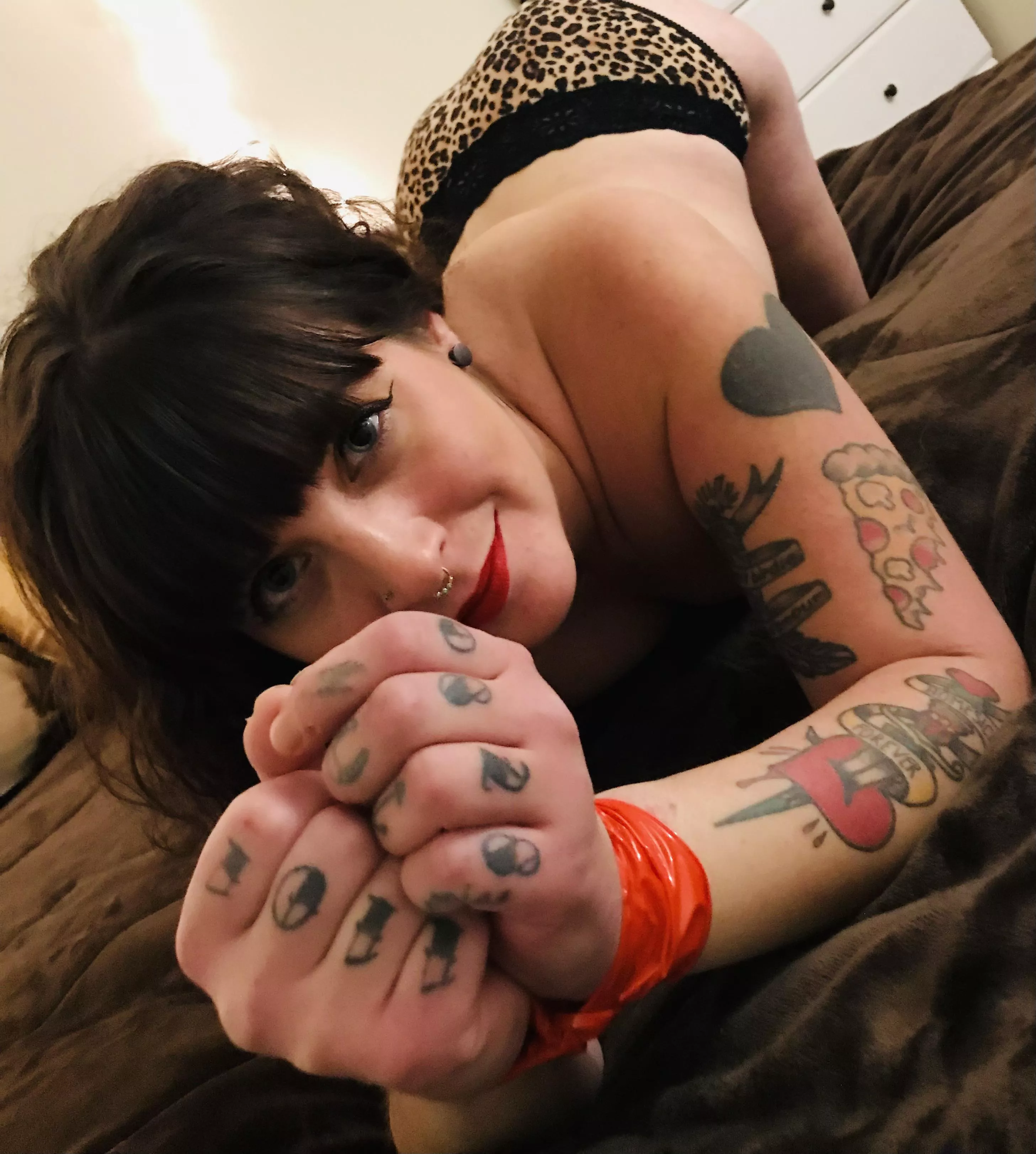 Bangs n bondage… posted by KaleNegative227