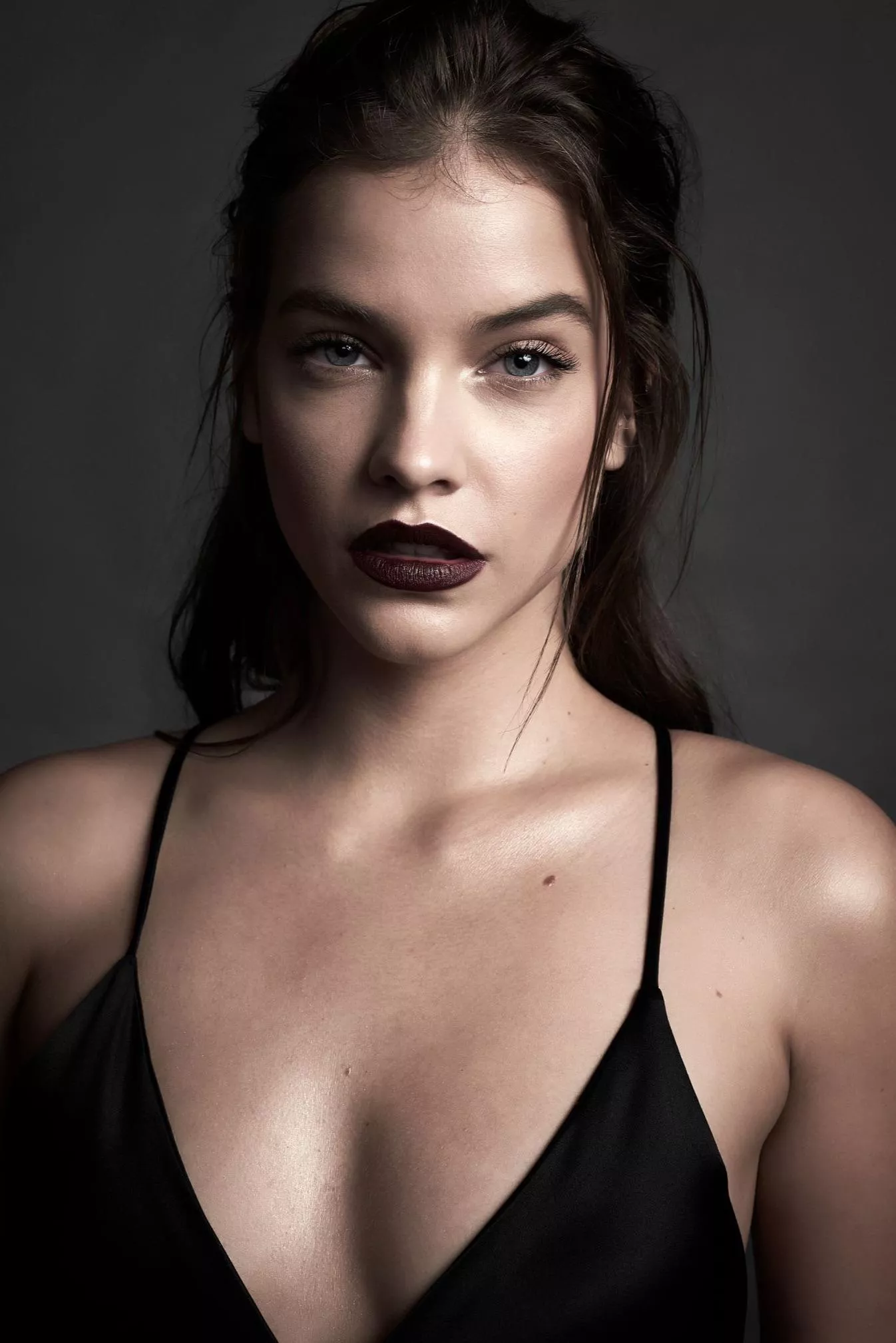 Barbara Palvin posted by ononothimagen