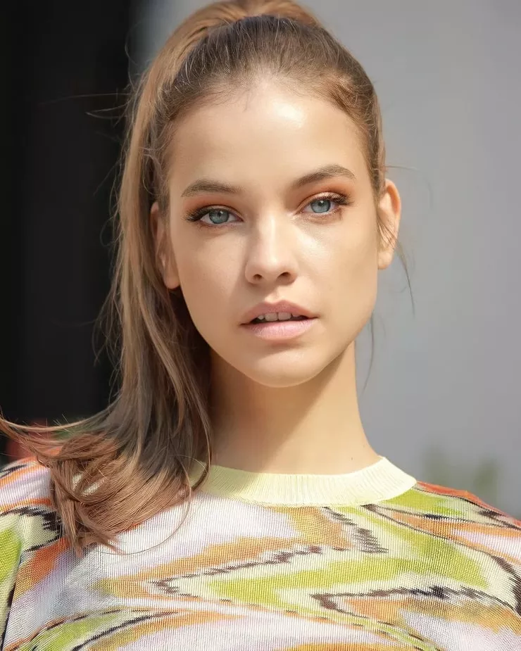 Barbara Palvin posted by ononothimagen