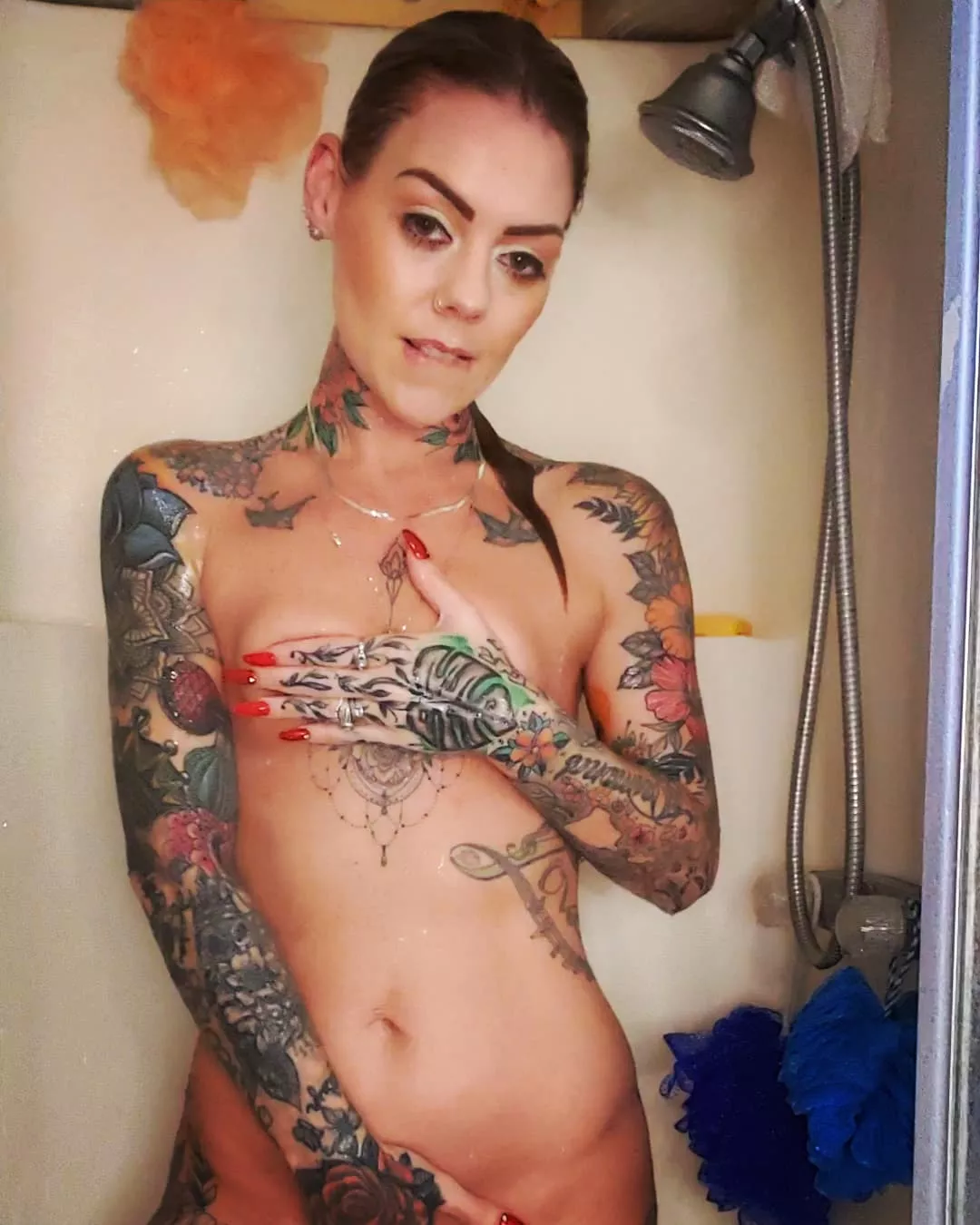 Barbie💗The Inked SLUT next door😈💋 posted by Tattooedbarbie86