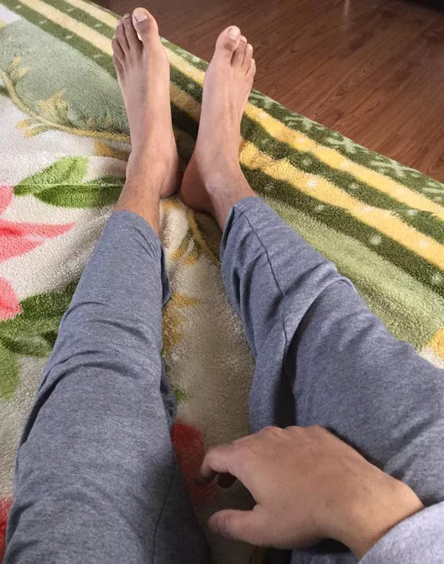 Barefeet + Sweatpants = The best combination posted by iFuckUntillYouSquirt