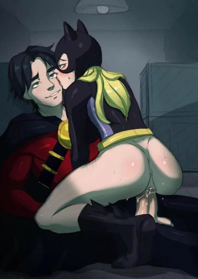 Batgirl riding Robin posted by Bikinigirl2021