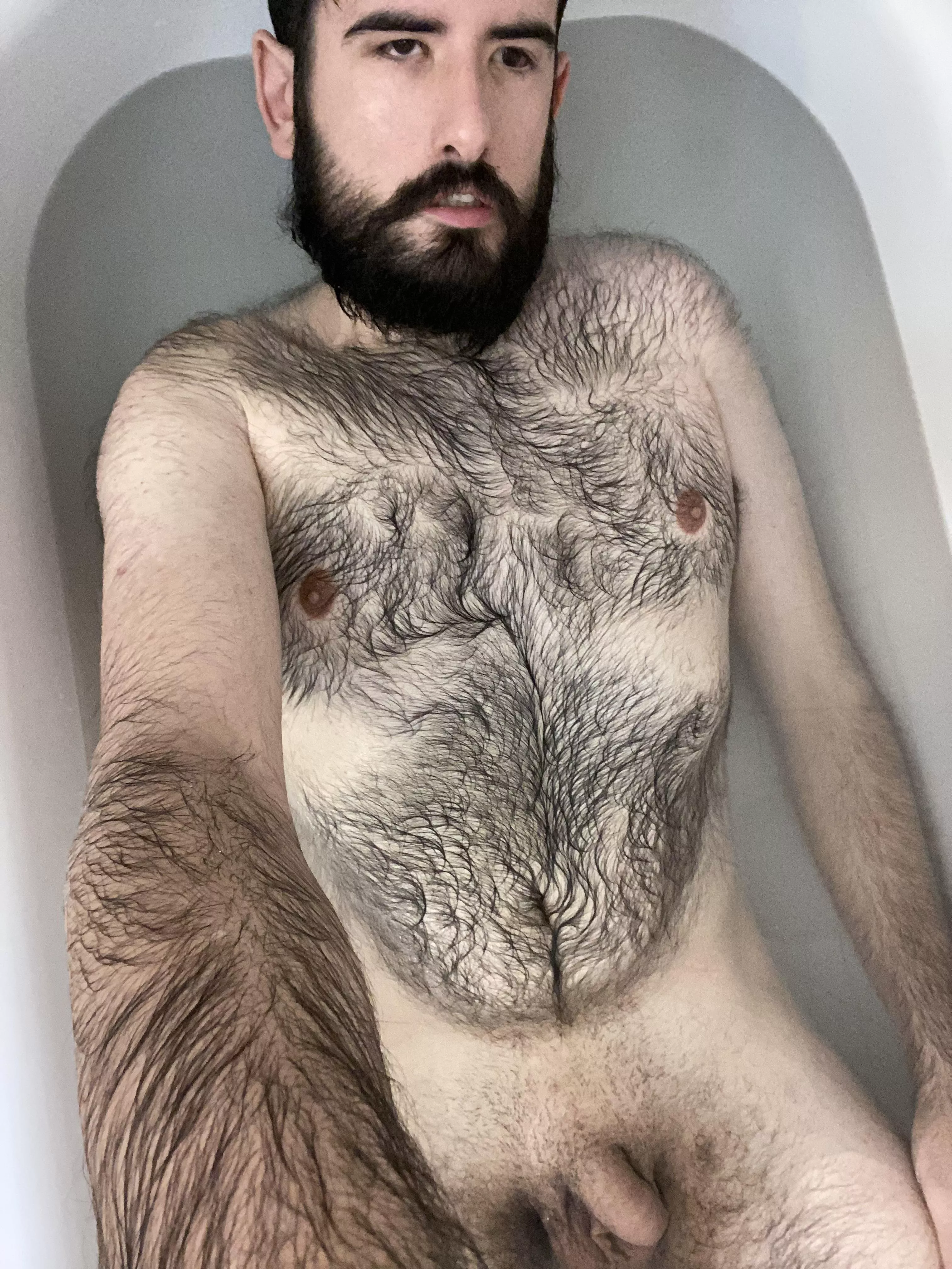 Bathtime 😉 posted by hairydaddydom