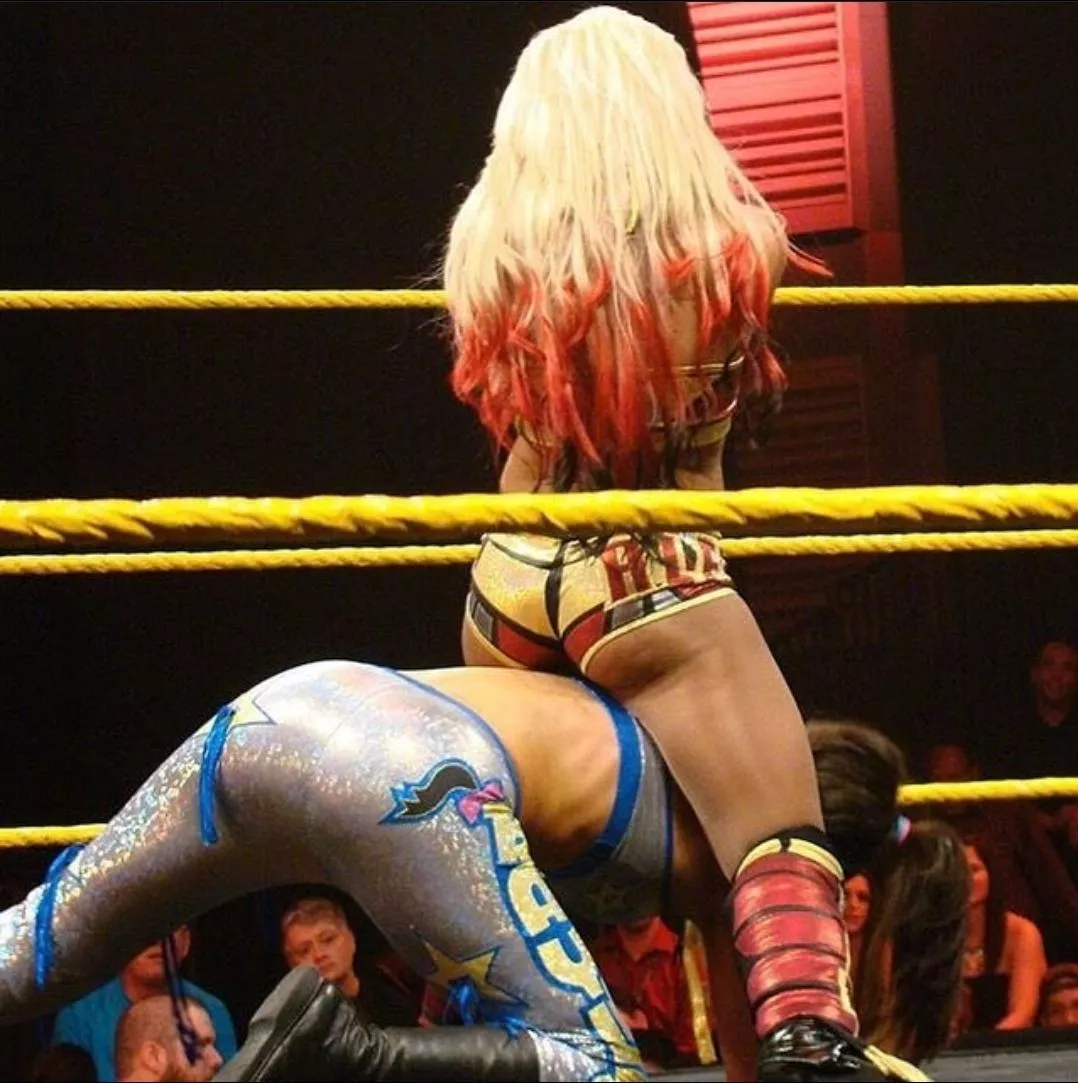 Bayley 🍑 or Alexa 🍑 posted by papa_franku851