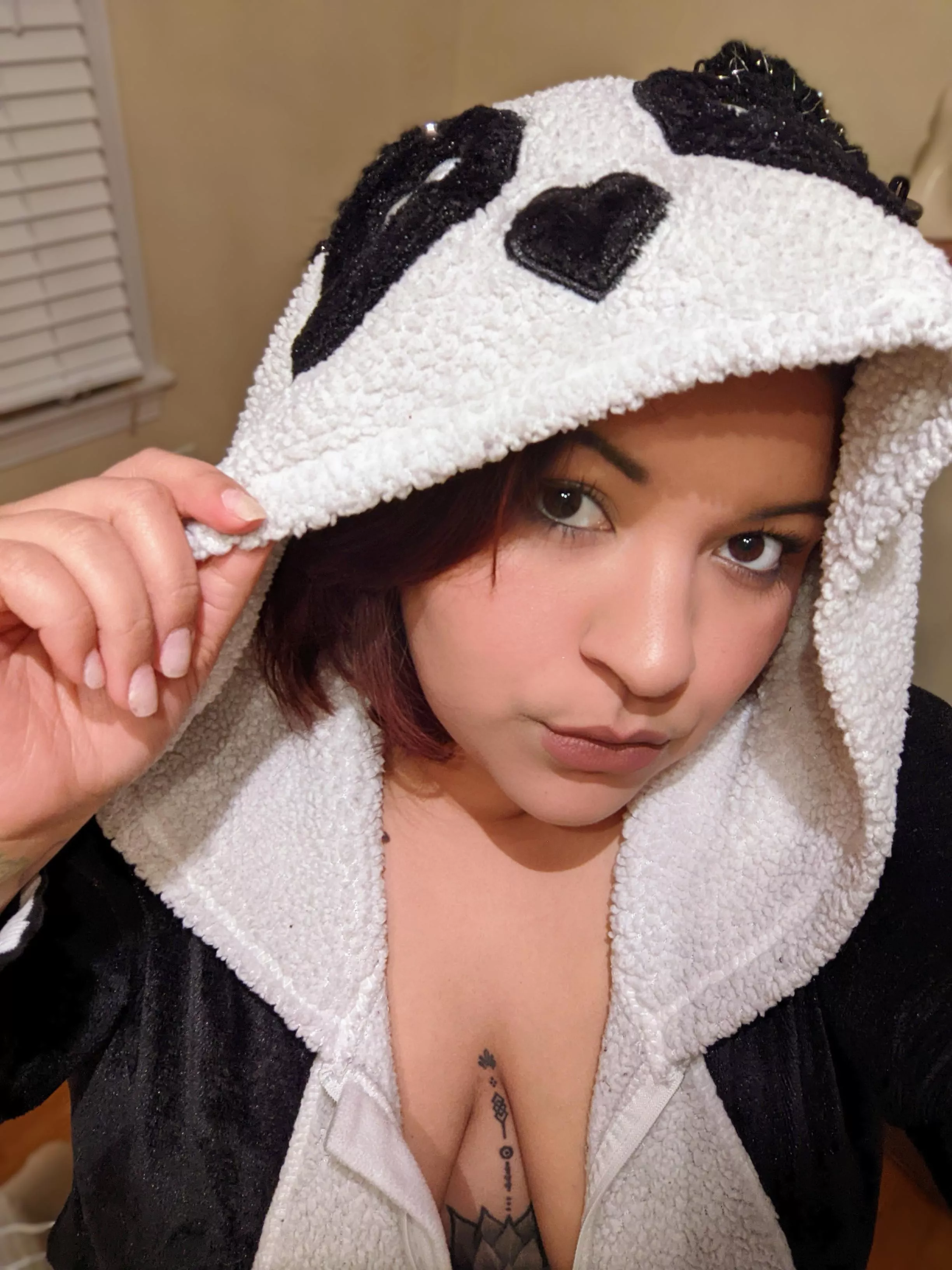 Be honest, would you fuck me in my panda onesie??💋💋 posted by bailee_valentin