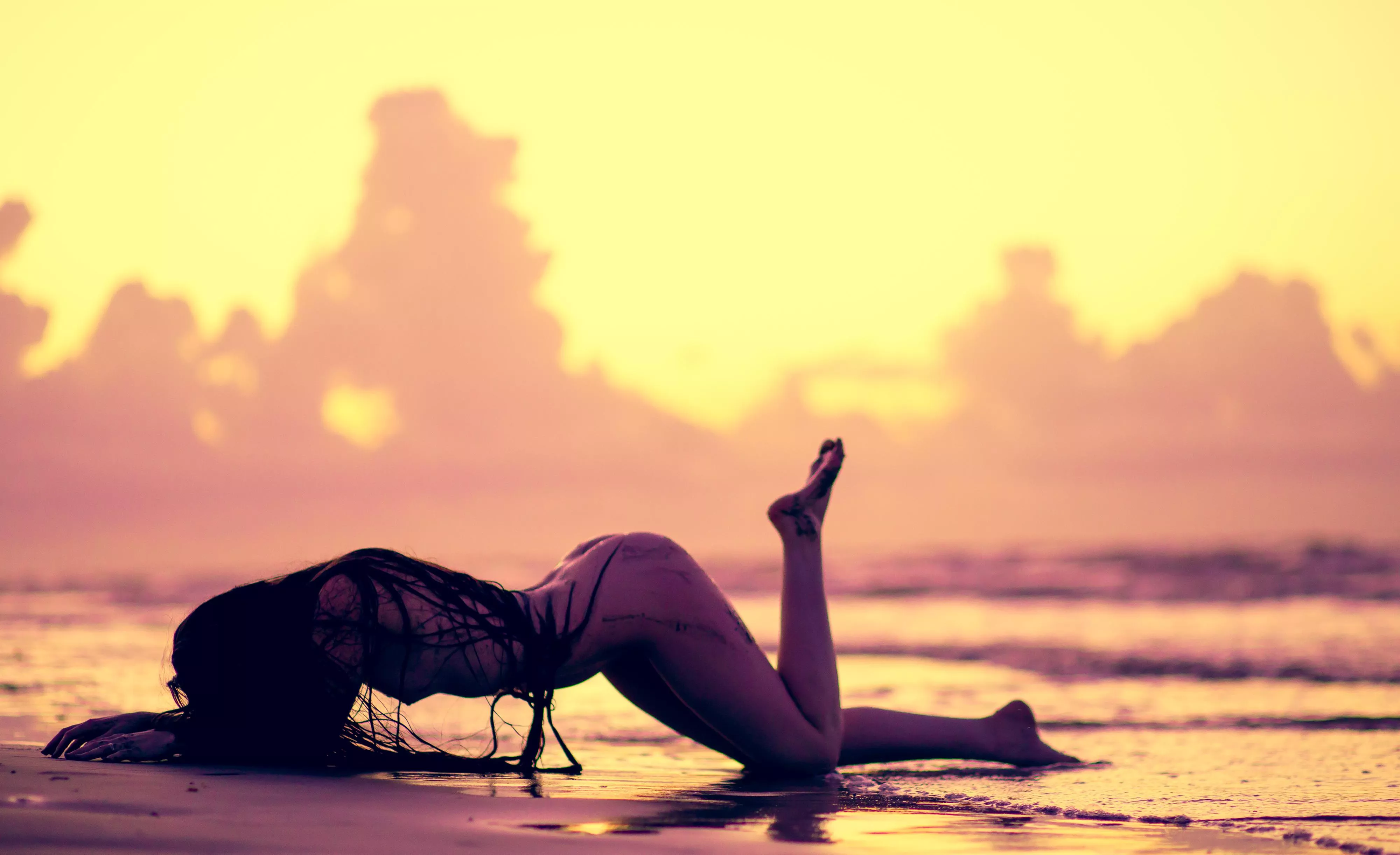 beach pout. photo by Carnalus Vidal/subject is me. posted by _creature_feature