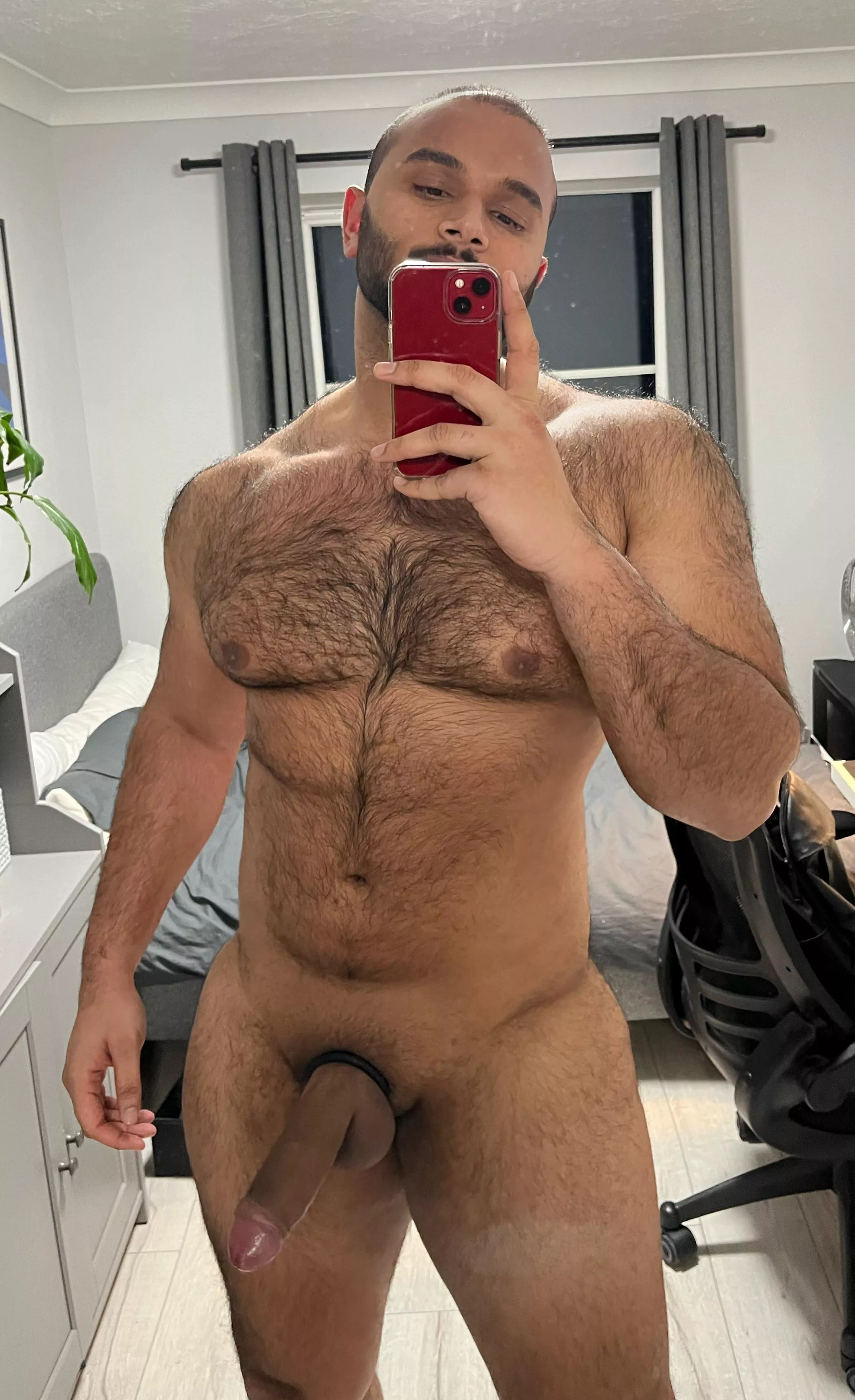 Beard, boner and cock ring posted by BrownLucas97