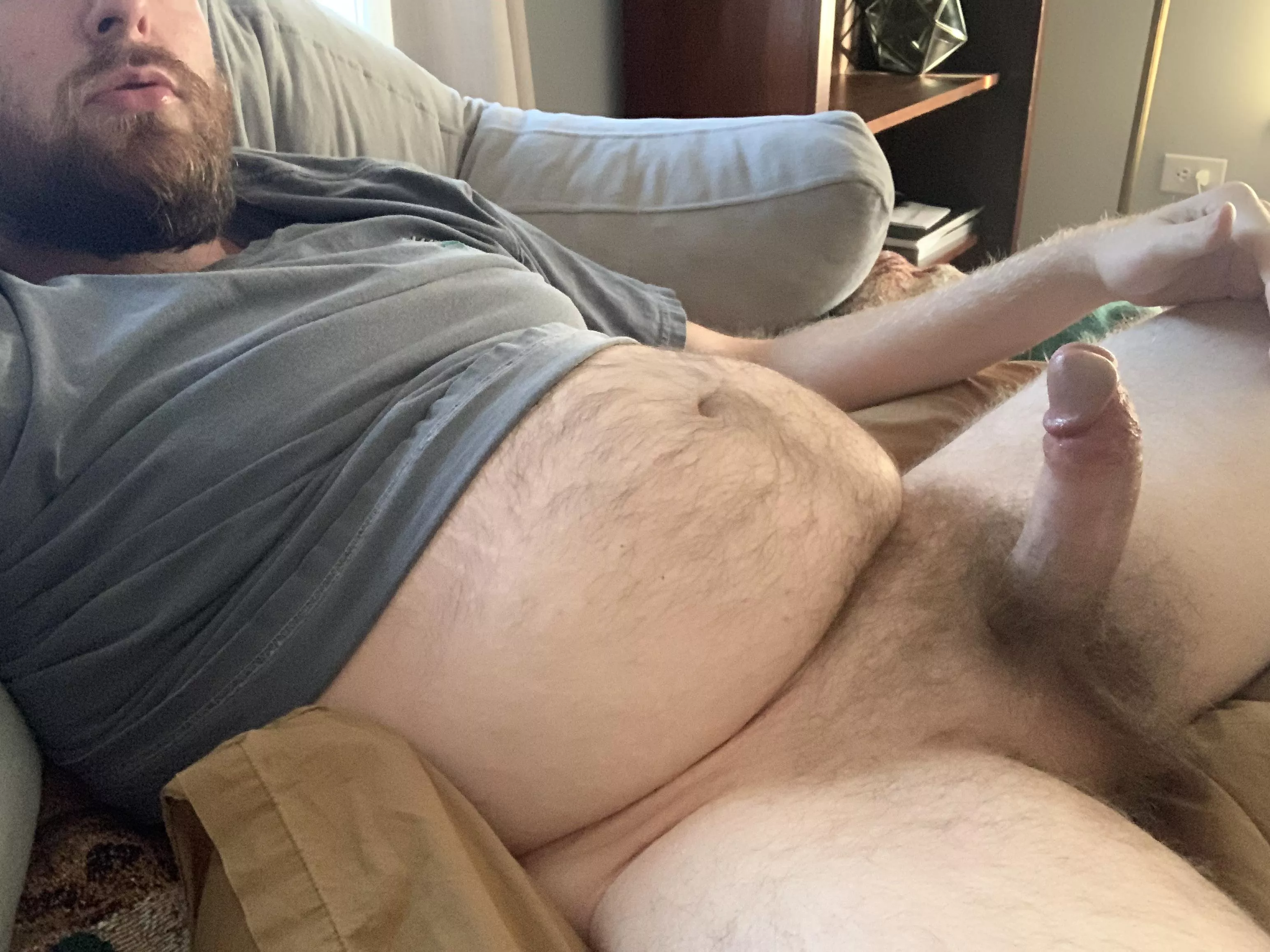 Beards boners and bellies posted by linzeesch