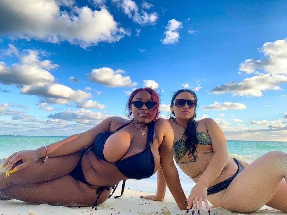 Beauties from the Bahamas posted by Obvious_Ad7883