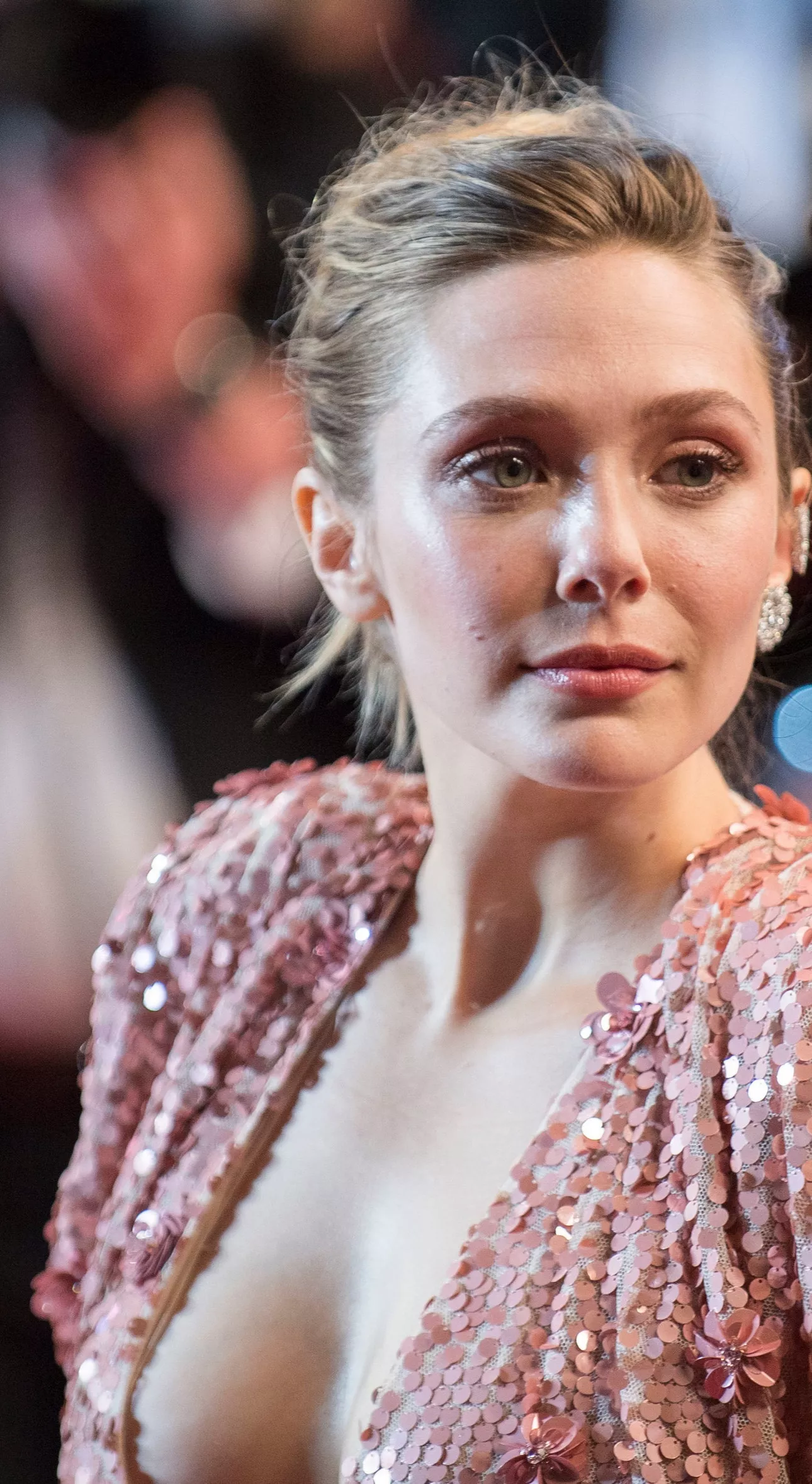 Beautiful Elizabeth Olsen posted by snoo14_