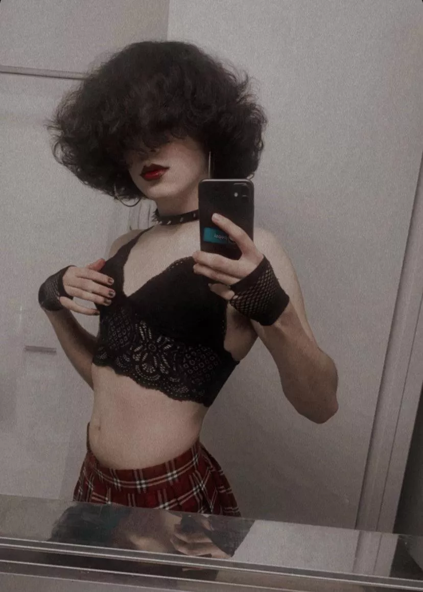 Been awhile since I posted. Can I still be your slutty little goth pet? 🖤 posted by ElatedPossum