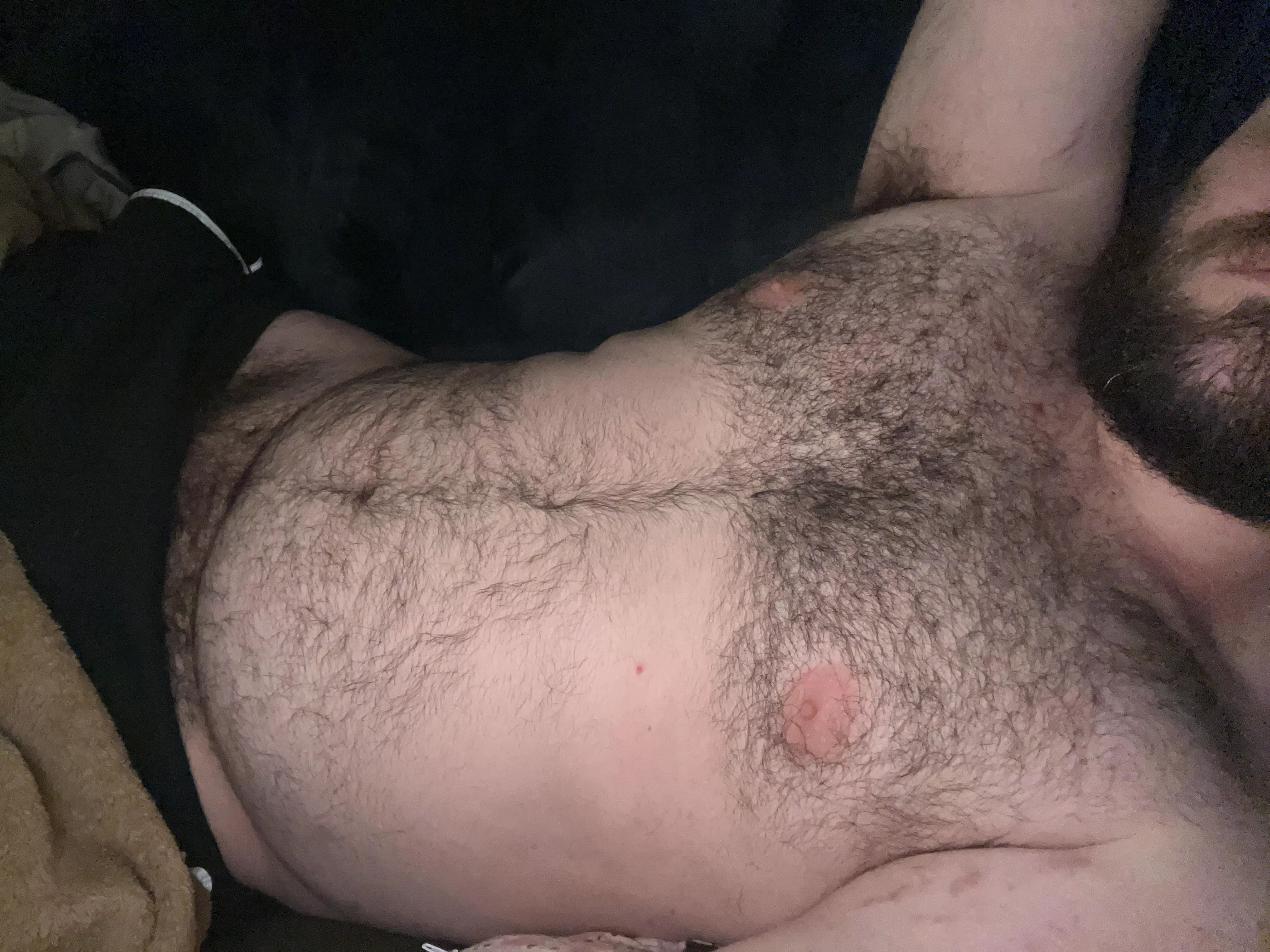 Been gaining weight recently what do you all think ;)? posted by just-a-hairy-guy96