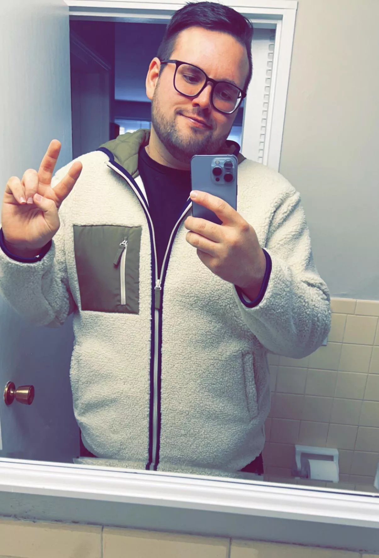 Been losing weight and finally feeling better about myself! posted by tchoppe