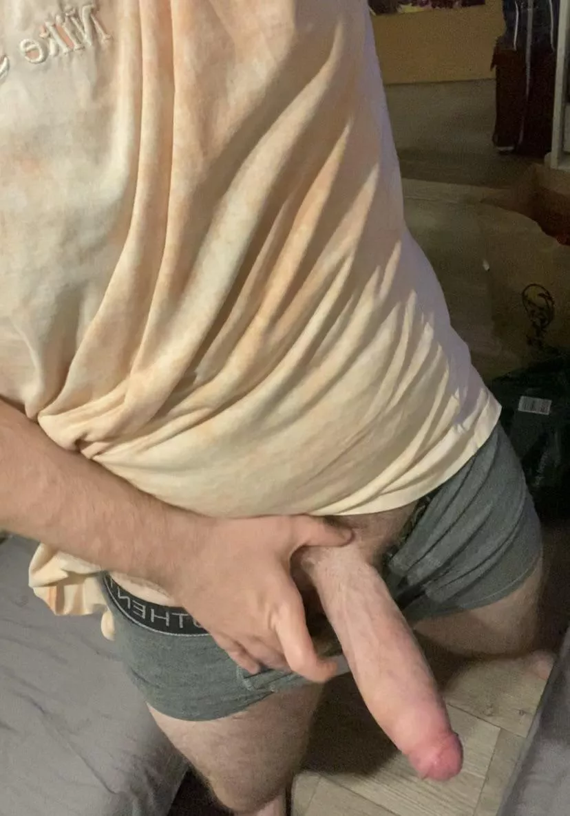 Bend over and spread for daddy’s fat bear cock posted by enterniusgirthius