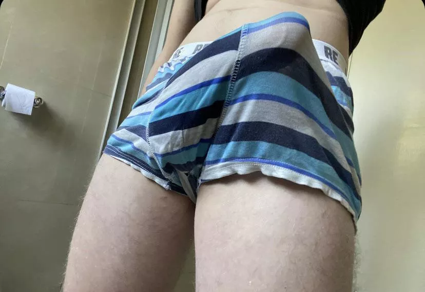 Bi bulge posted by benjlair