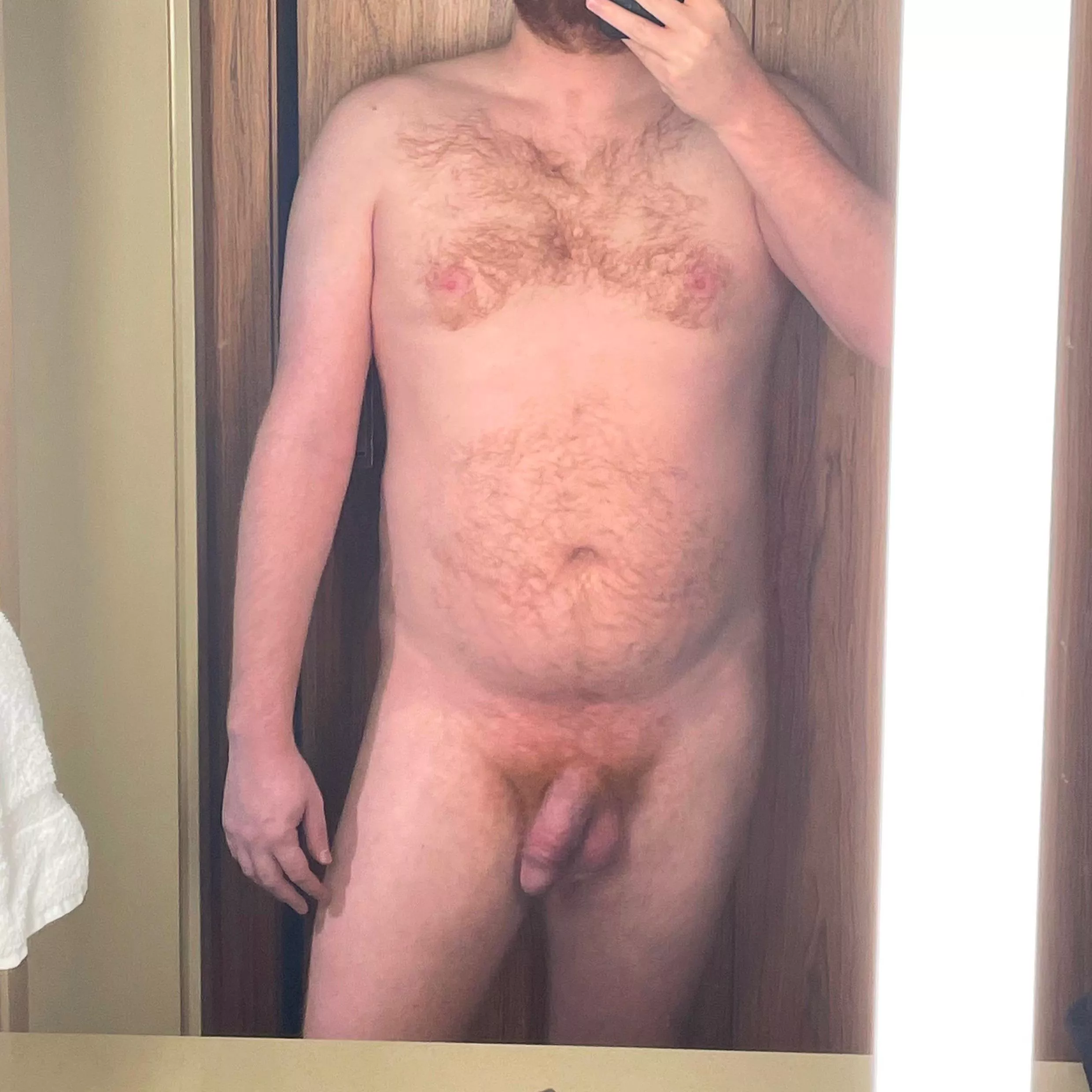 Big belly, big cock posted by redacehead