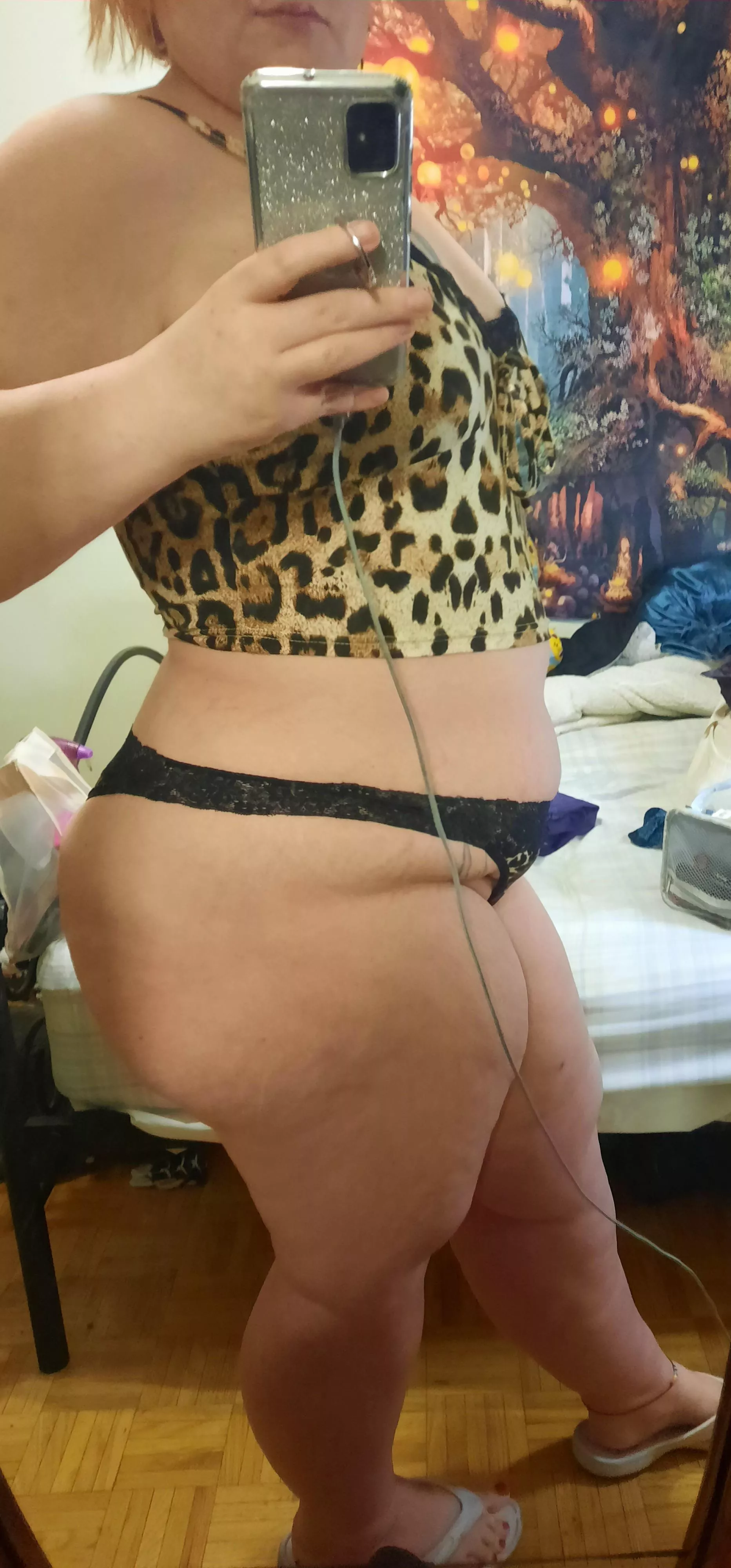 Big Booty BBW Bombshell MILF posted by MorticiaFreak