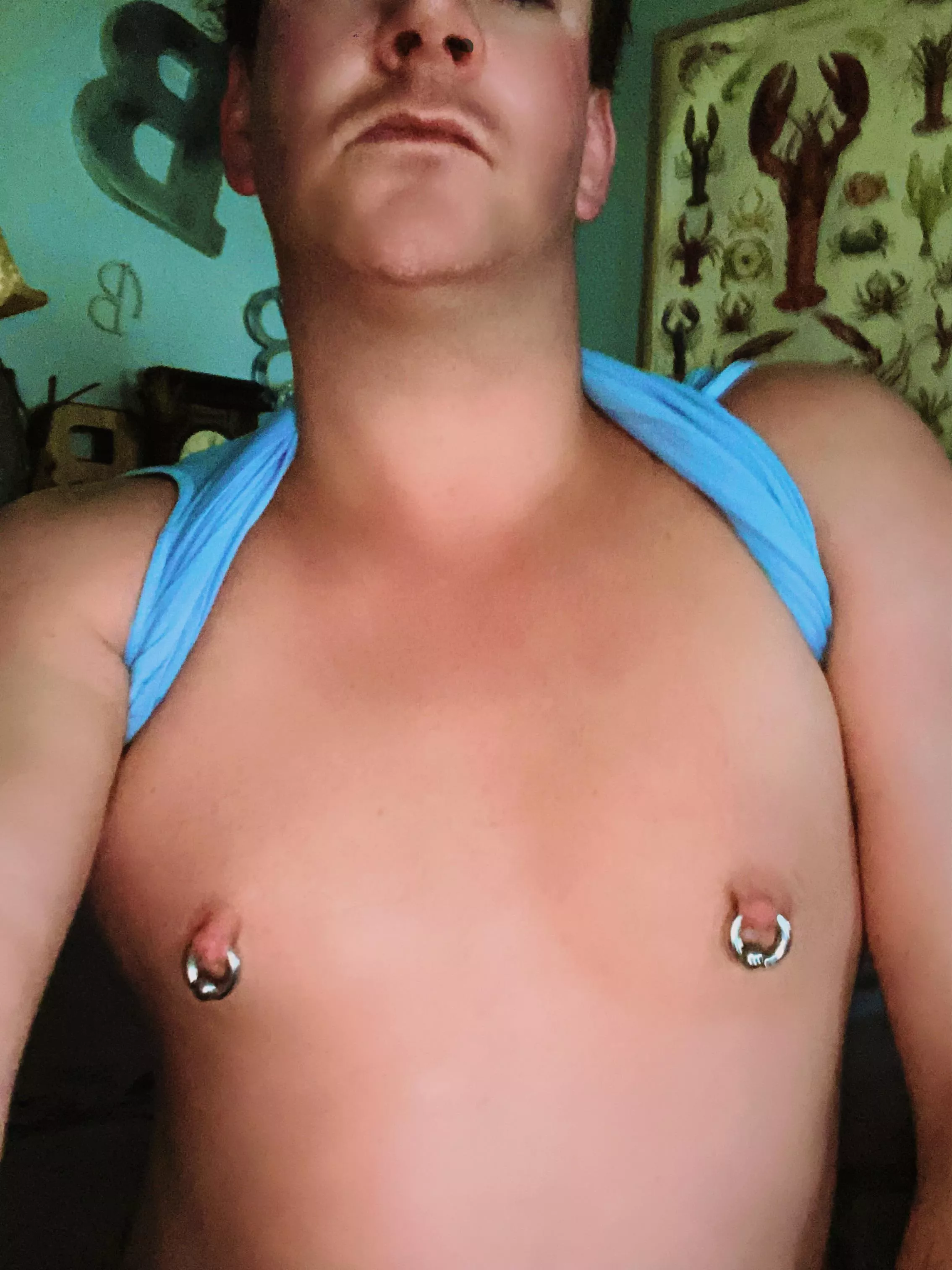 big juicy stretched nipples. dm if you like them. posted by bnjmnsmith