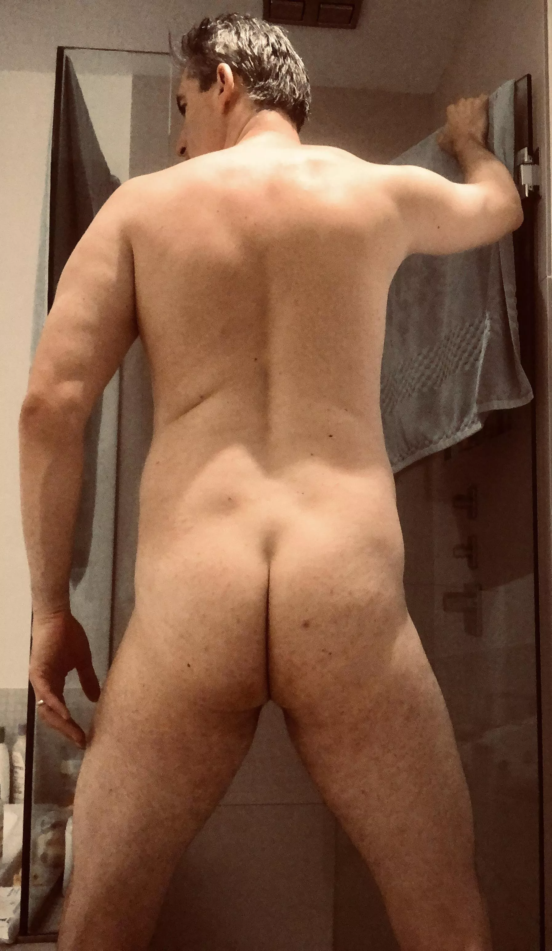 Big, tall, silver fox - 6’7”, married, bi dad, on here and OF to show off and have fun. Come say hi. posted by Gentlemangiant345