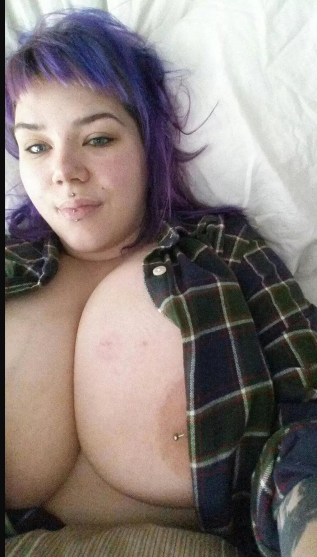 Big titty bitch posted by gigiouija