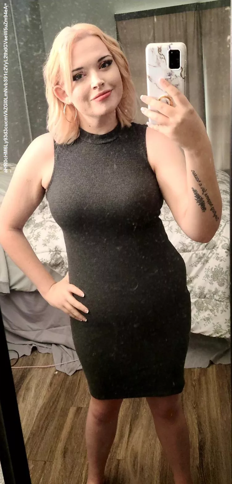 Black dress posted by vgacable1