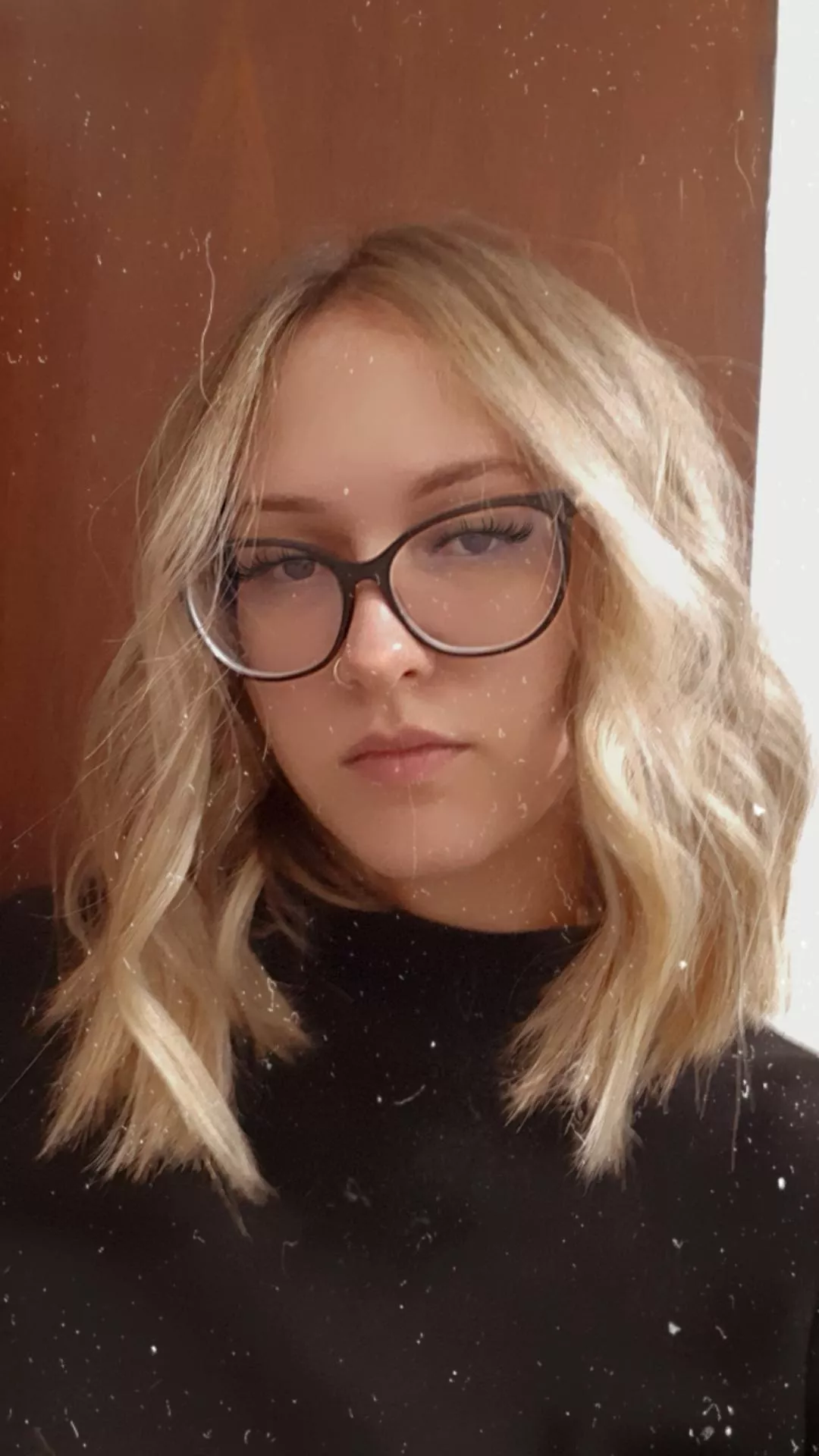 BLONDE GIRL WITH GLASSES DO YOU LIKE IT? posted by mamapacks