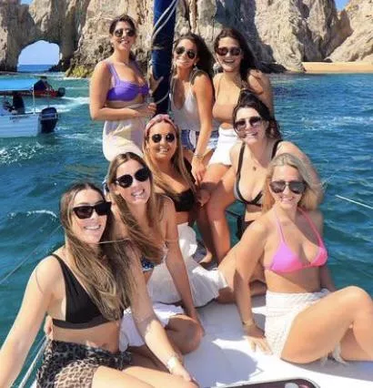 Boats and bikinis. Rate em posted by yeet-that-skeeter