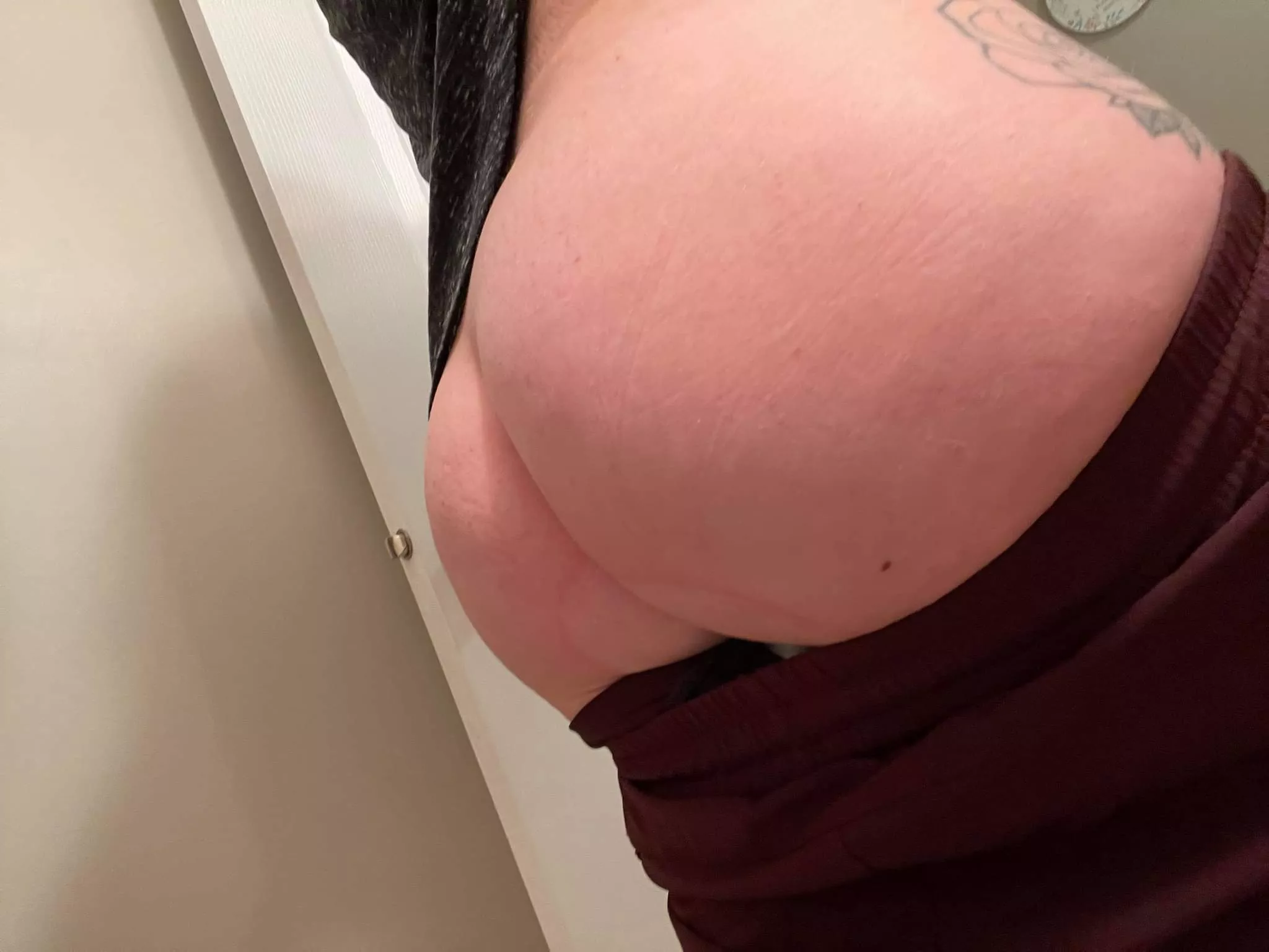 Booty baby (f) posted by Mamacourtney