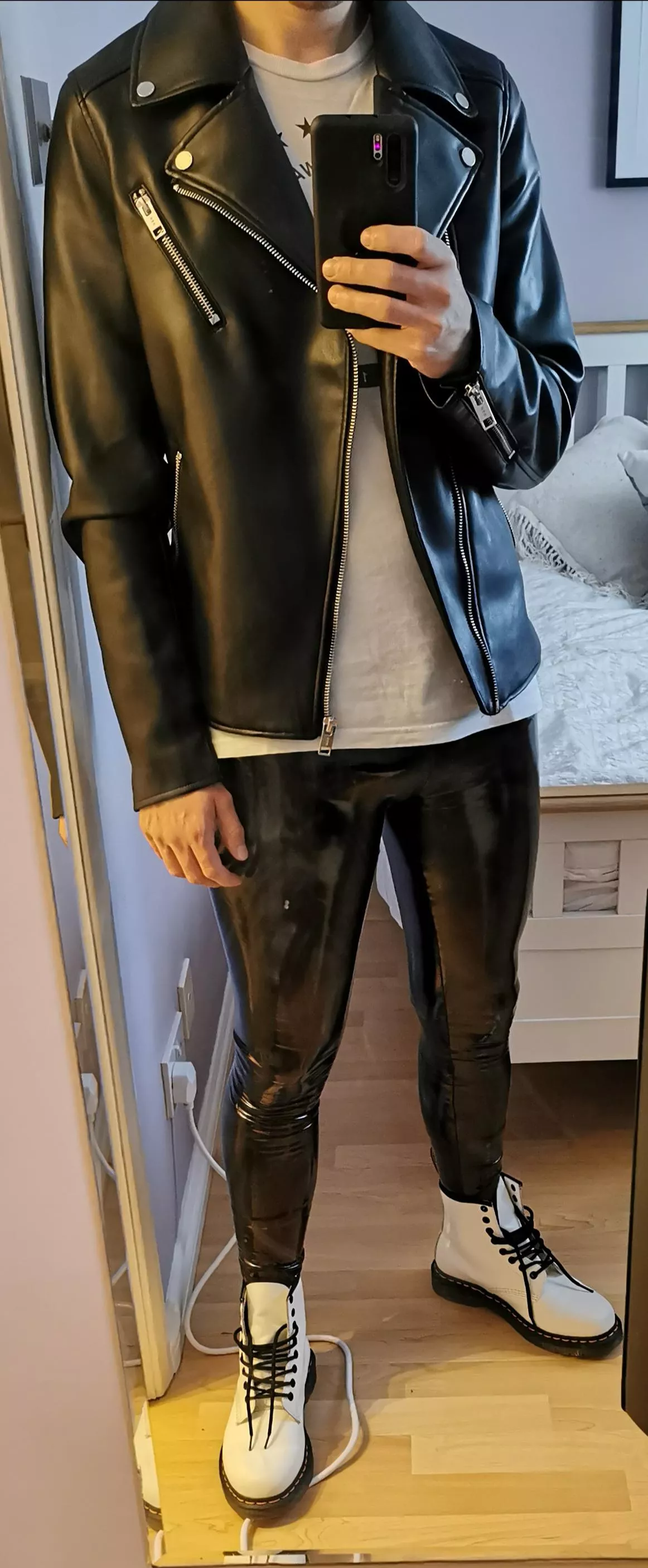 Bought these for my girlfriend as a surprise, thought I'd try them on myself to see how I looked posted by ThighStandards13