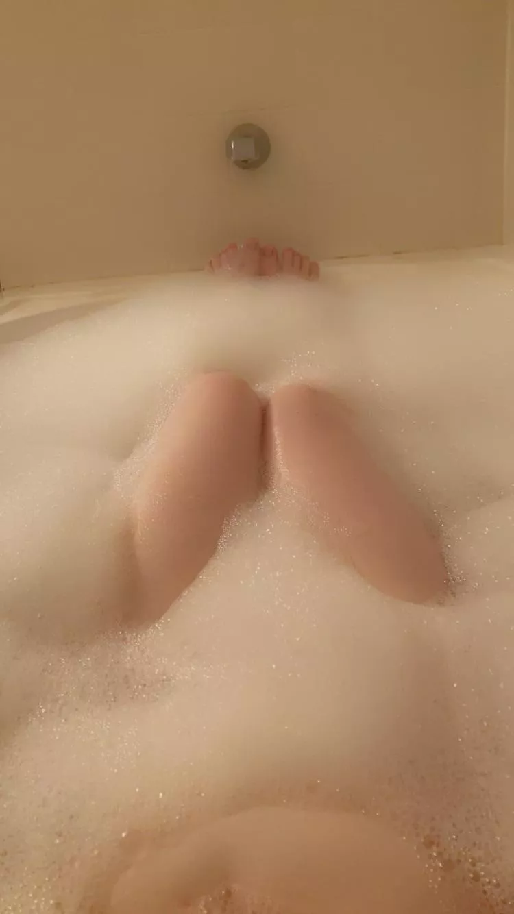 bubble beauty posted by ImaSlutnotaWhore