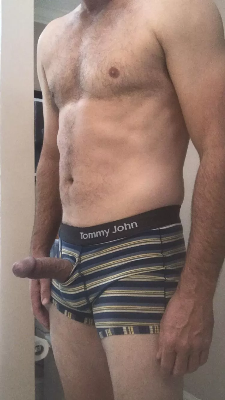 Bulge EscapeðŸ˜œðŸ¤·ðŸ¼â€â™‚ï¸ posted by Laidback2007