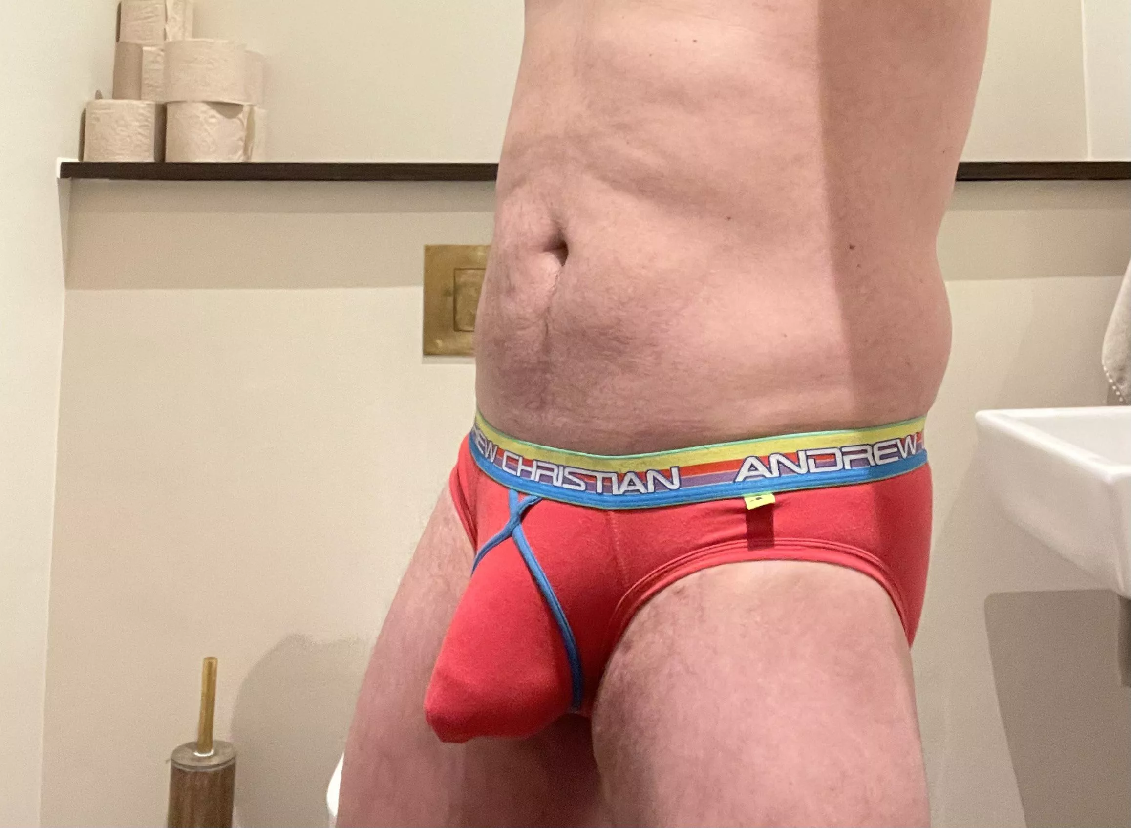 Bulging into the weekend like … posted by Educational-Appeal-4